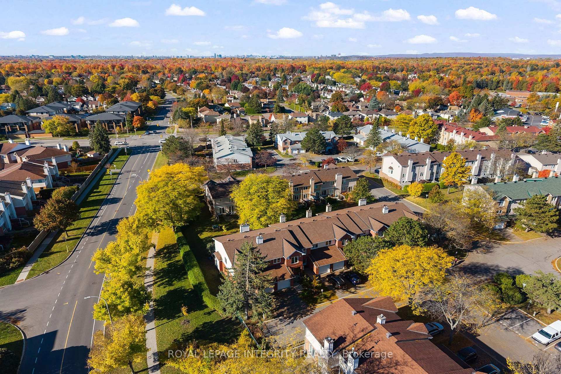 Photo 36 of 1930 Ashmont Street, Ottawa, Chapel Hill — HOMEH