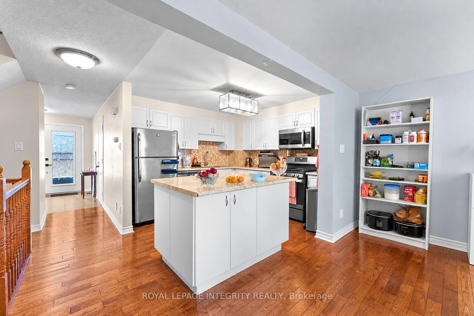 Photo 15 of 1930 Ashmont Street, Ottawa, Chapel Hill — HOMEH