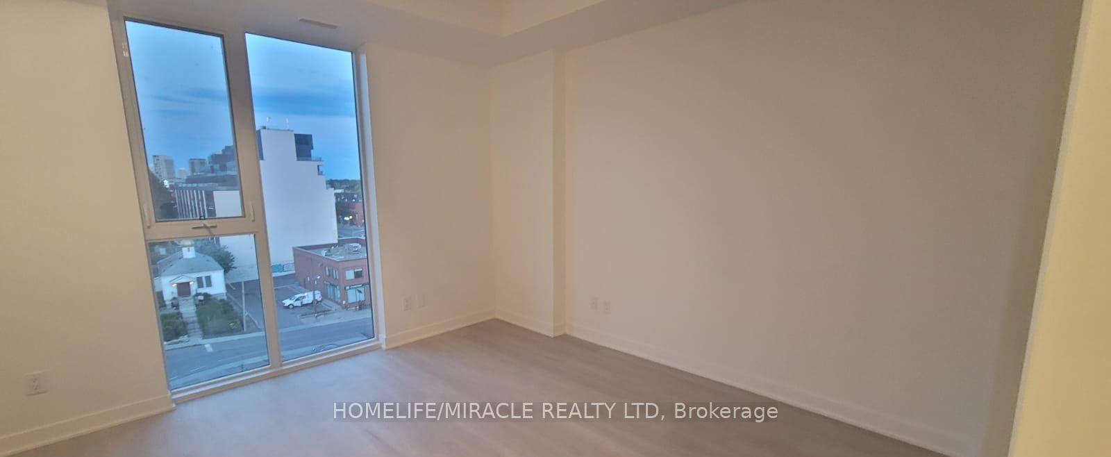 Photo 5 of Unit 703, 185 Alberta Avenue, Toronto, Oakwood Village — HOMEH