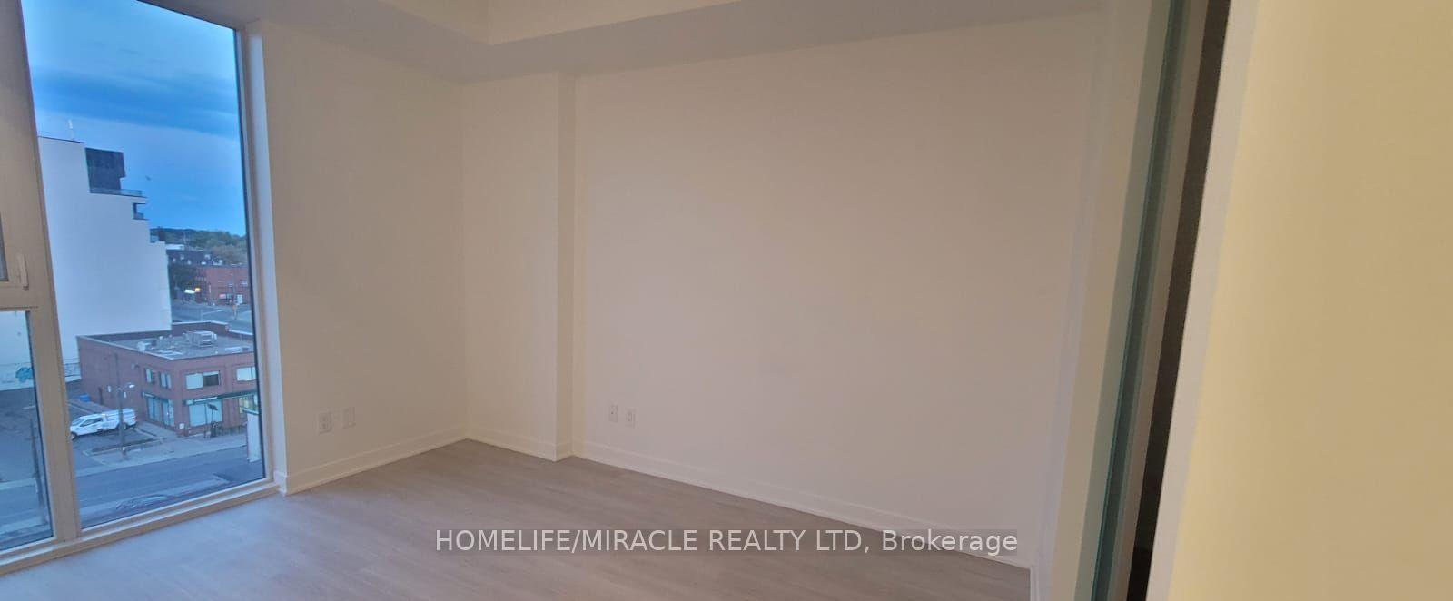 Photo 6 of Unit 703, 185 Alberta Avenue, Toronto, Oakwood Village — HOMEH