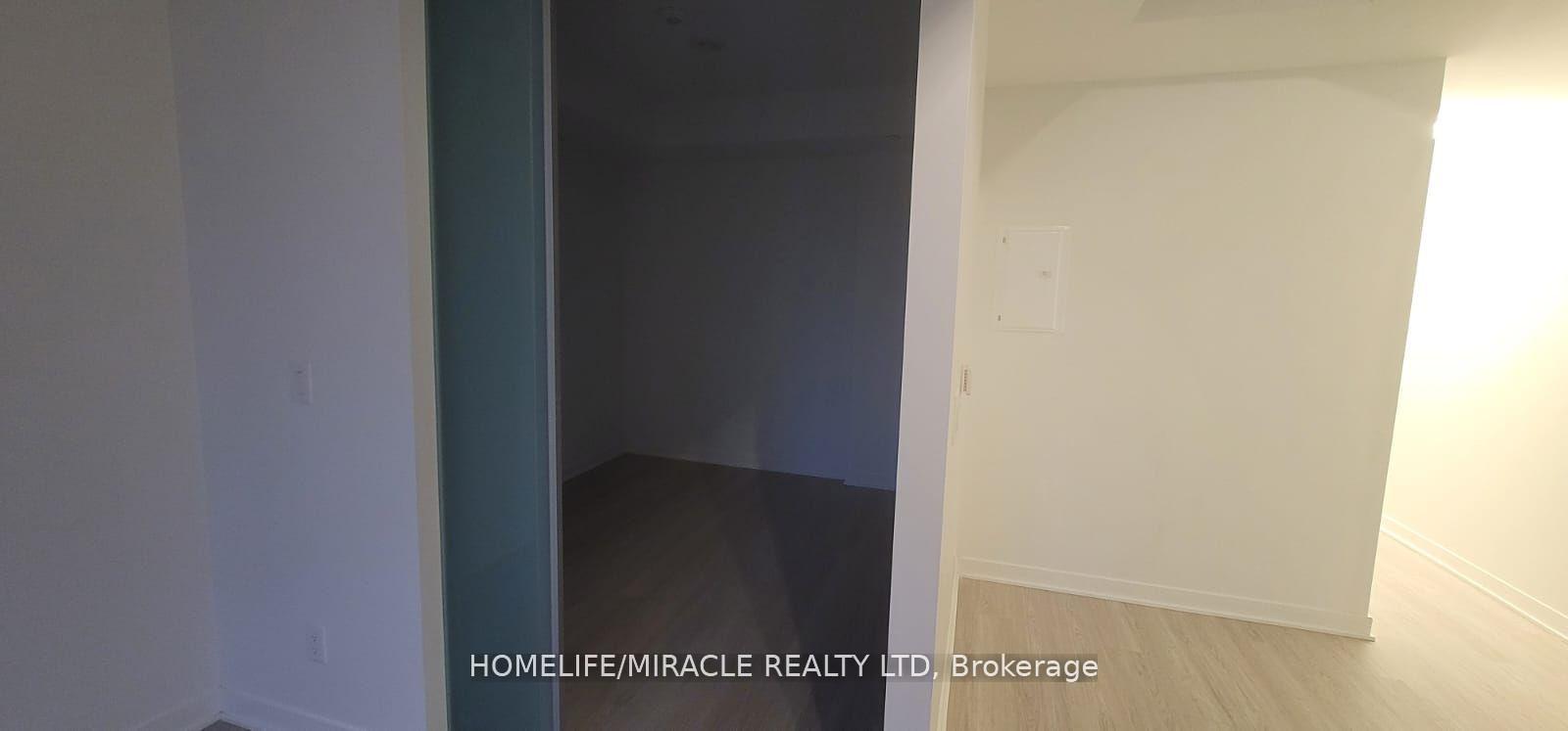 Photo 9 of Unit 703, 185 Alberta Avenue, Toronto, Oakwood Village — HOMEH