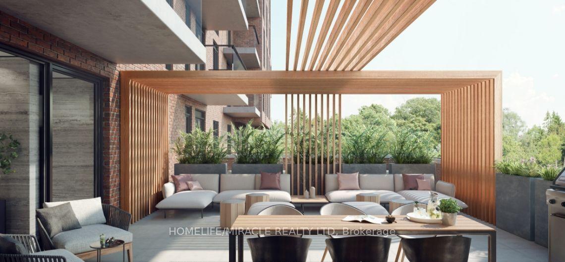 Photo 12 of Unit 703, 185 Alberta Avenue, Toronto, Oakwood Village — HOMEH
