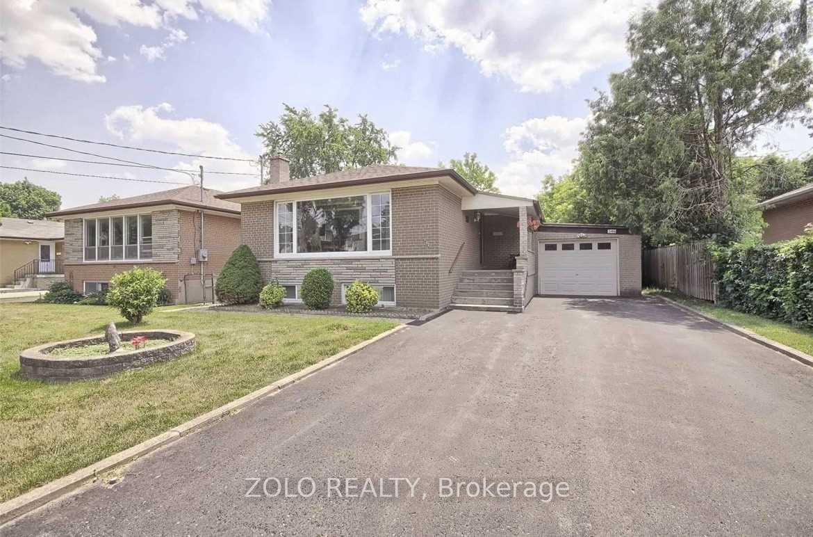 Photo of Unit Main Floor, 346 Wenlock Avenue