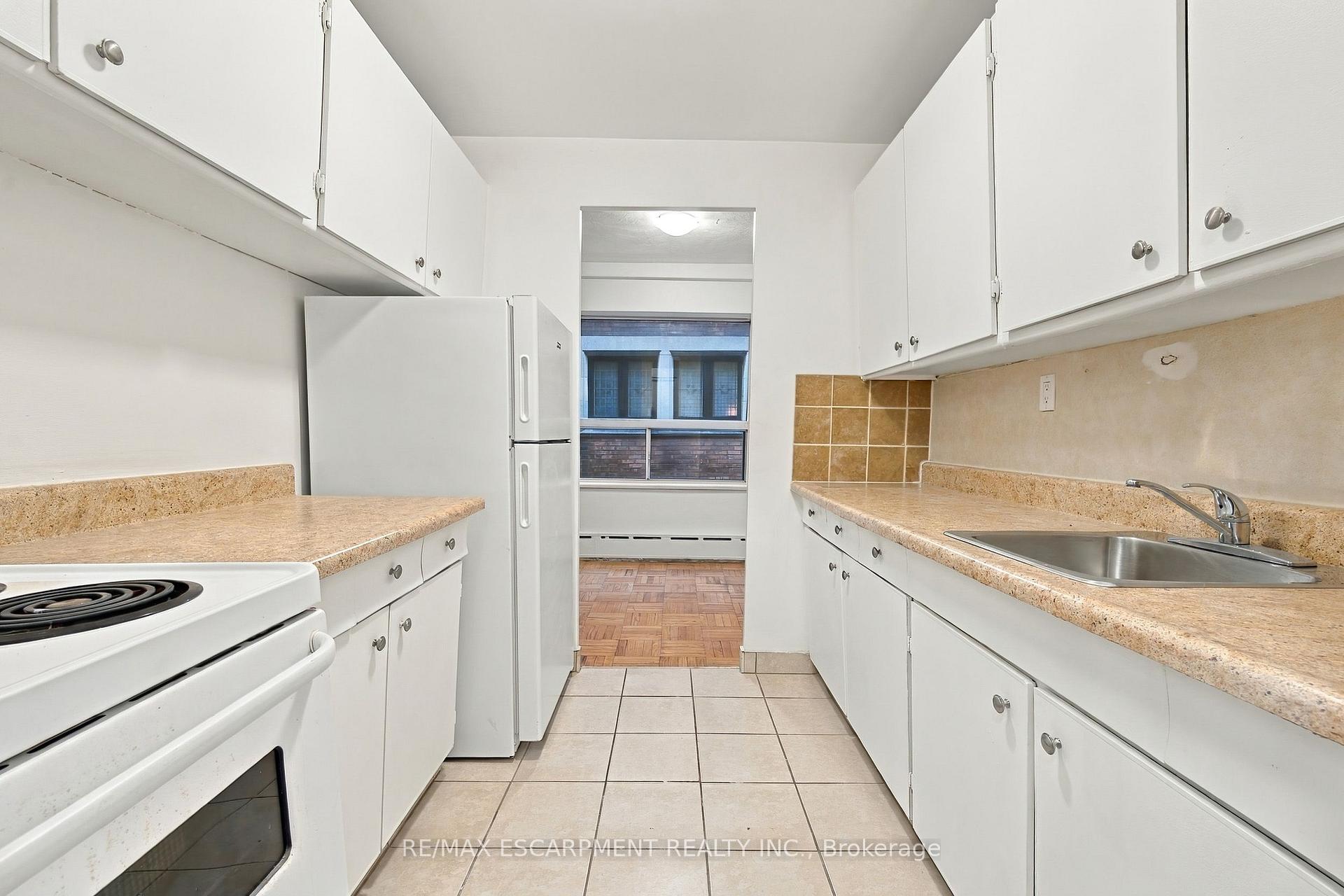 Photo of Unit 309, 325A James Street S