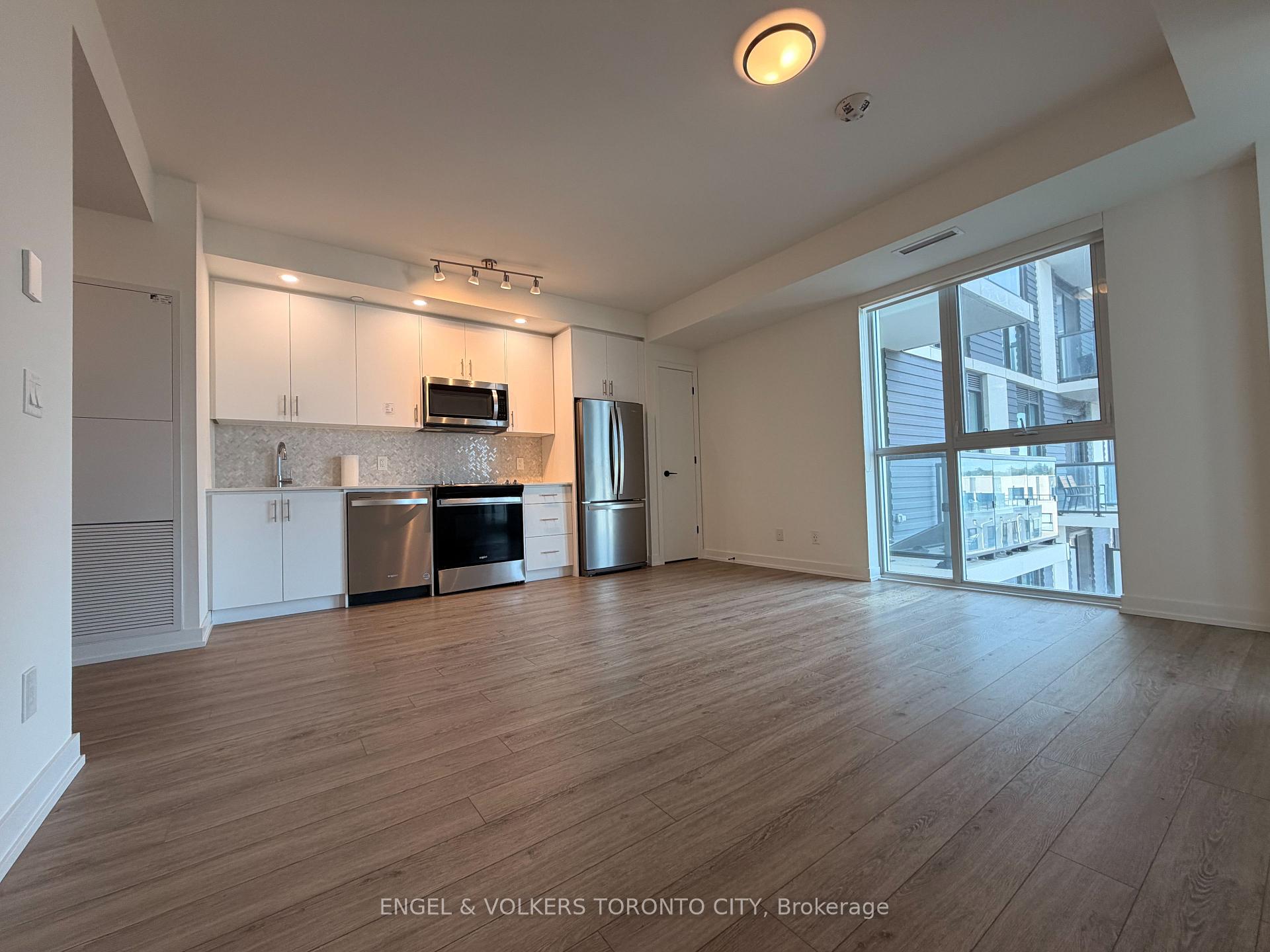 Photo 4 of Unit 16, 335 Wheat Boom Drive, Oakville, Joshua Meadows — HOMEH