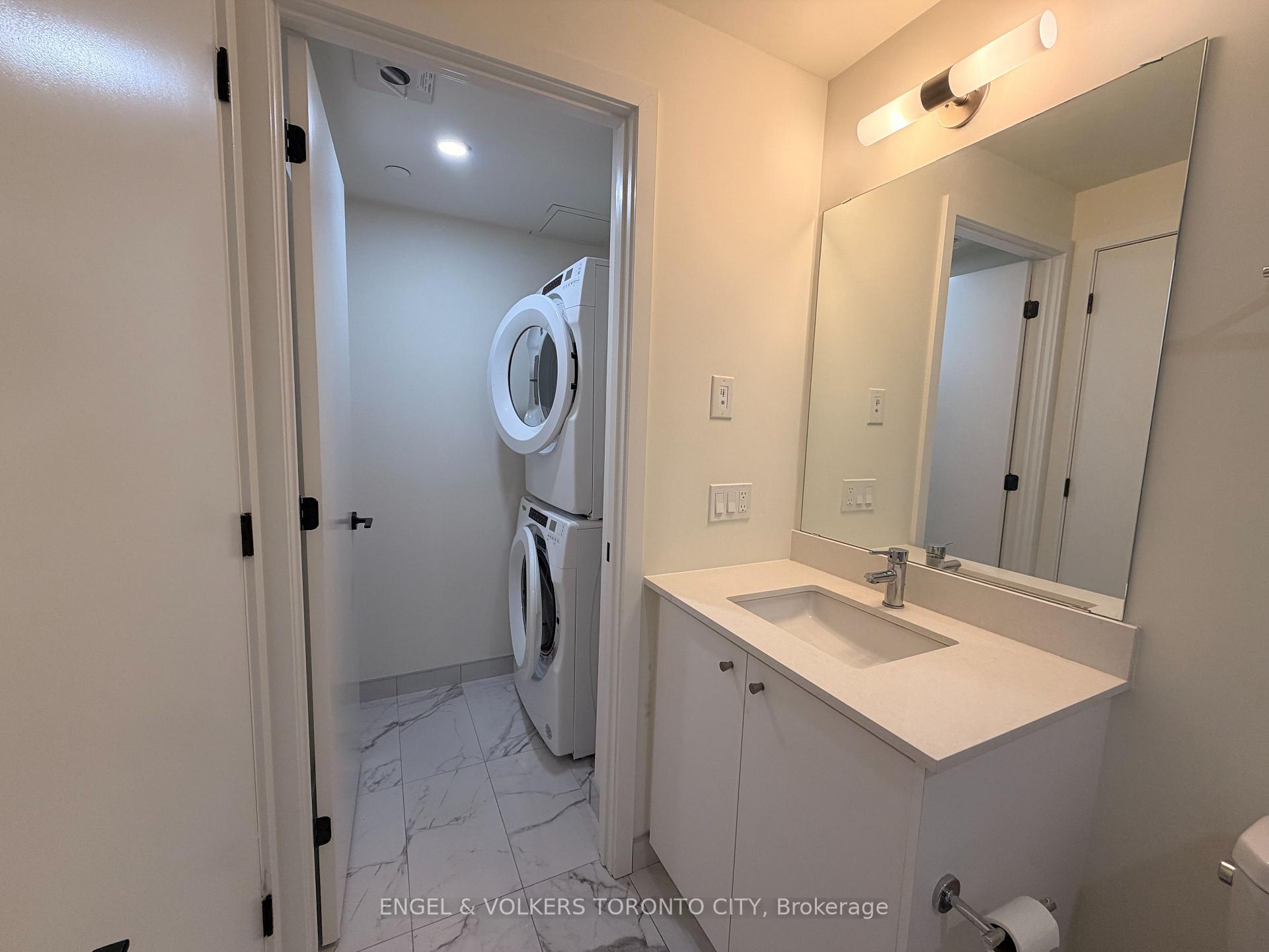 Photo 9 of Unit 16, 335 Wheat Boom Drive, Oakville, Joshua Meadows — HOMEH