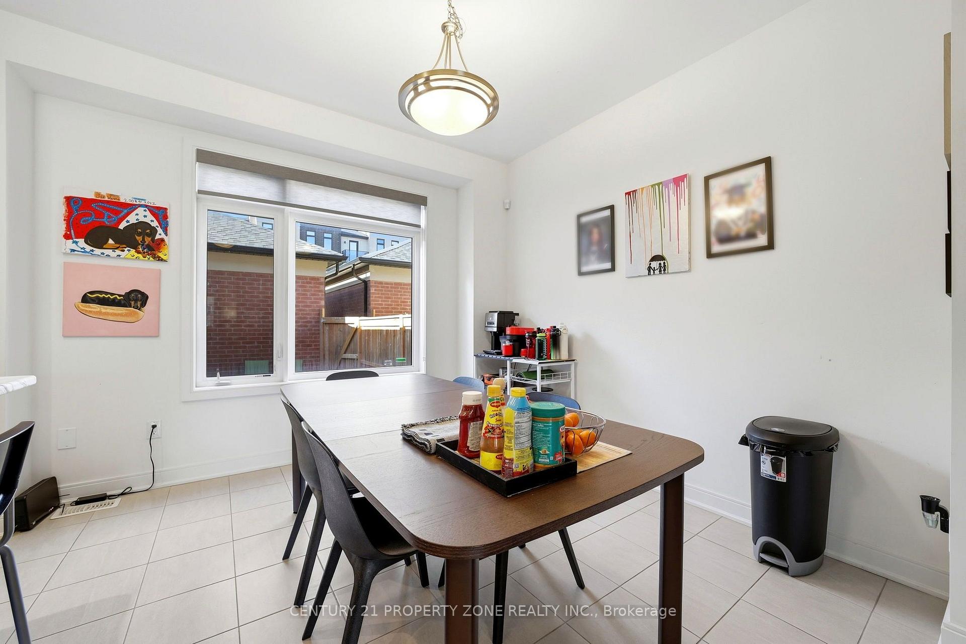 Photo 18 of 100 Pearman Crescent, Brampton, Northwest Brampton — HOMEH