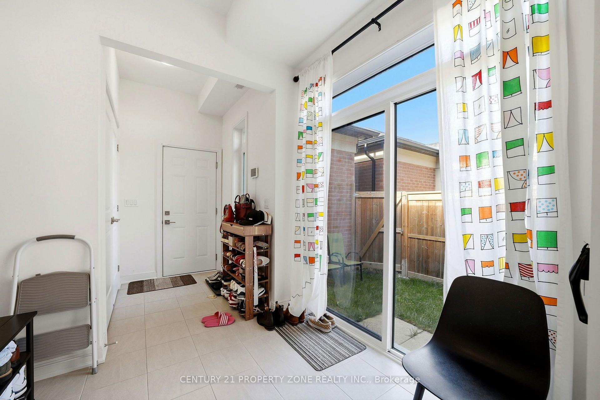Photo 25 of 100 Pearman Crescent, Brampton, Northwest Brampton — HOMEH
