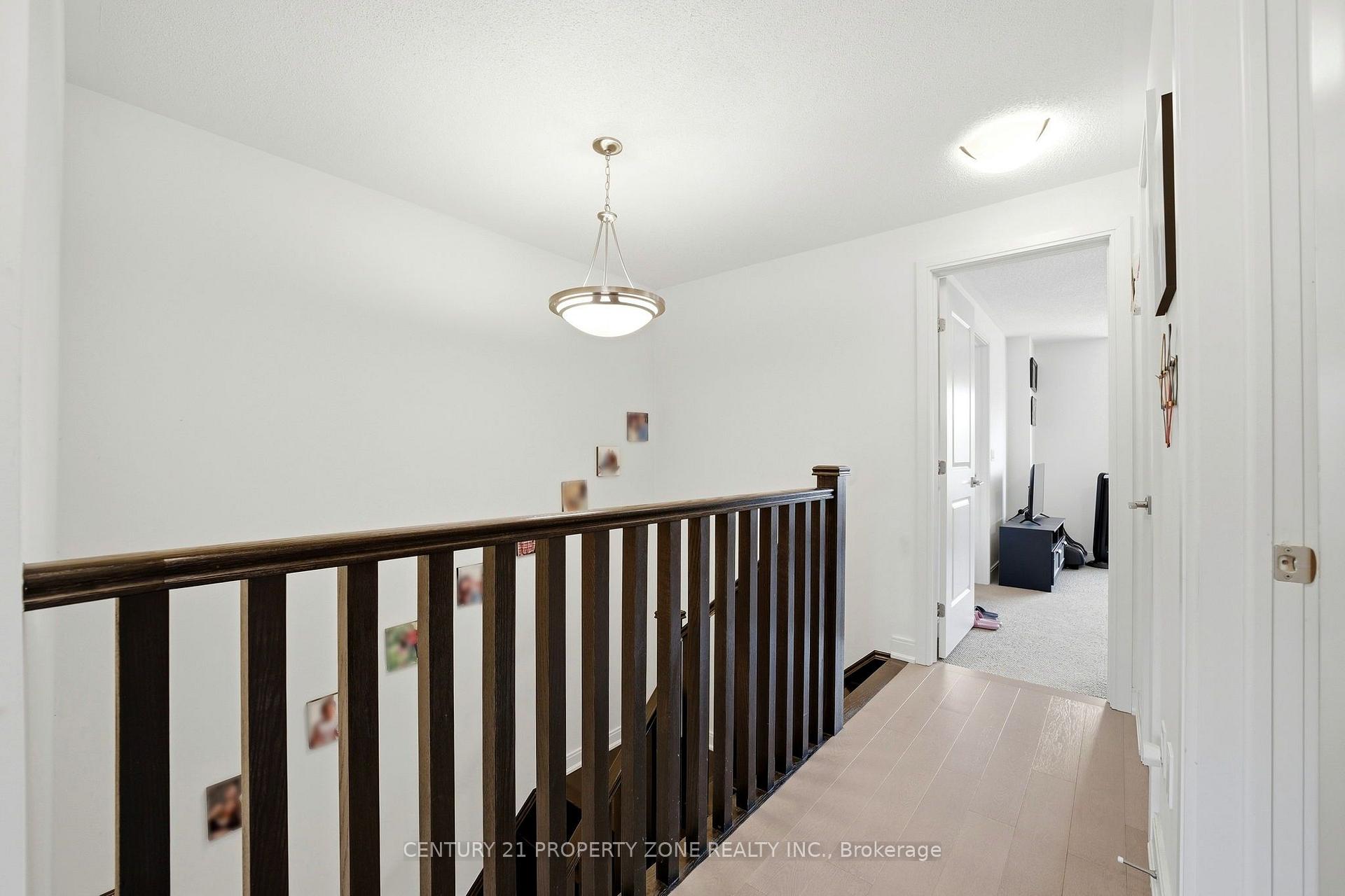Photo 26 of 100 Pearman Crescent, Brampton, Northwest Brampton — HOMEH