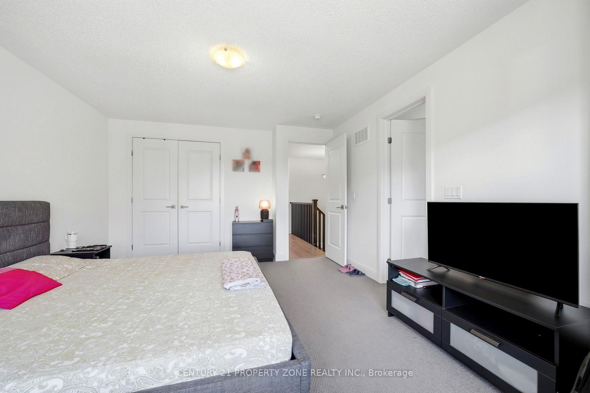 Photo 31 of 100 Pearman Crescent, Brampton, Northwest Brampton — HOMEH