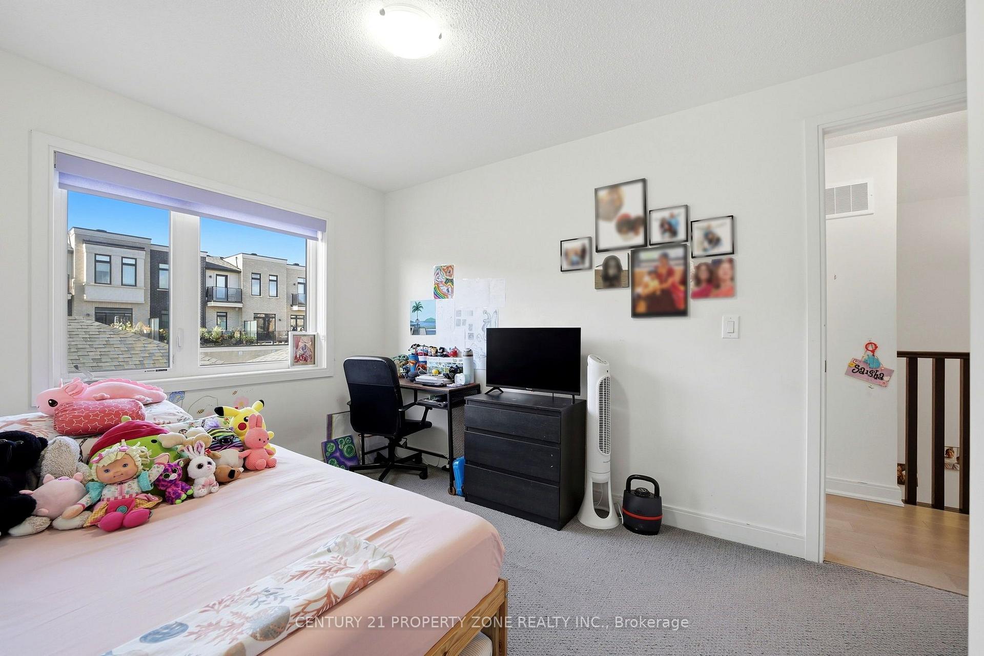 Photo 40 of 100 Pearman Crescent, Brampton, Northwest Brampton — HOMEH