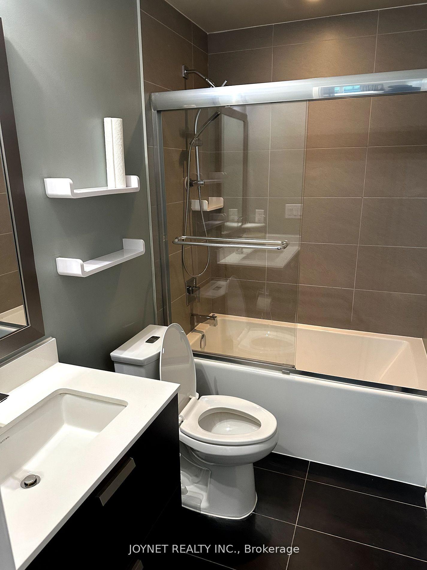 Photo 15 of Unit 2807, 9 Bogert Avenue, North York, Lansing-Westgate — HOMEH