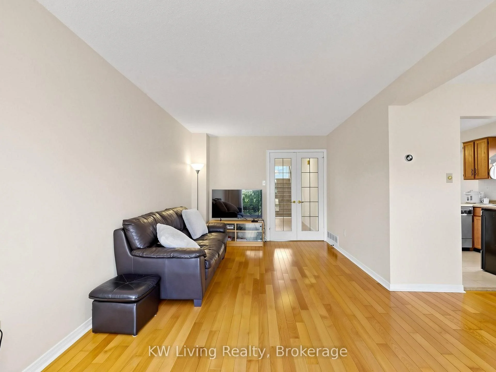 Photo 15 of 14 Burwell Crescent, Markham, Raymerville — HOMEH