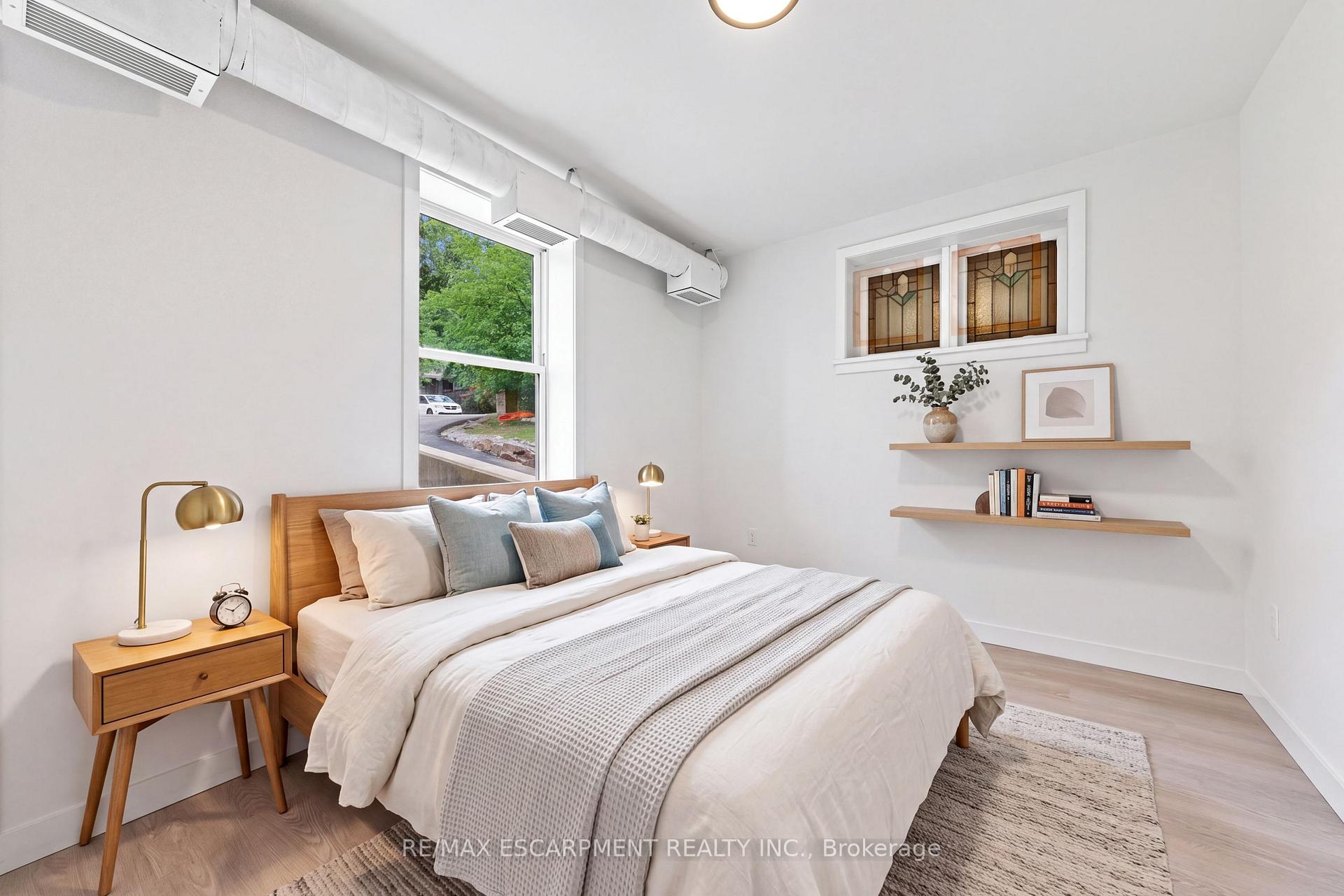 Photo 10 of Unit 210, 325 James Street S, Hamilton, Corktown — HOMEH
