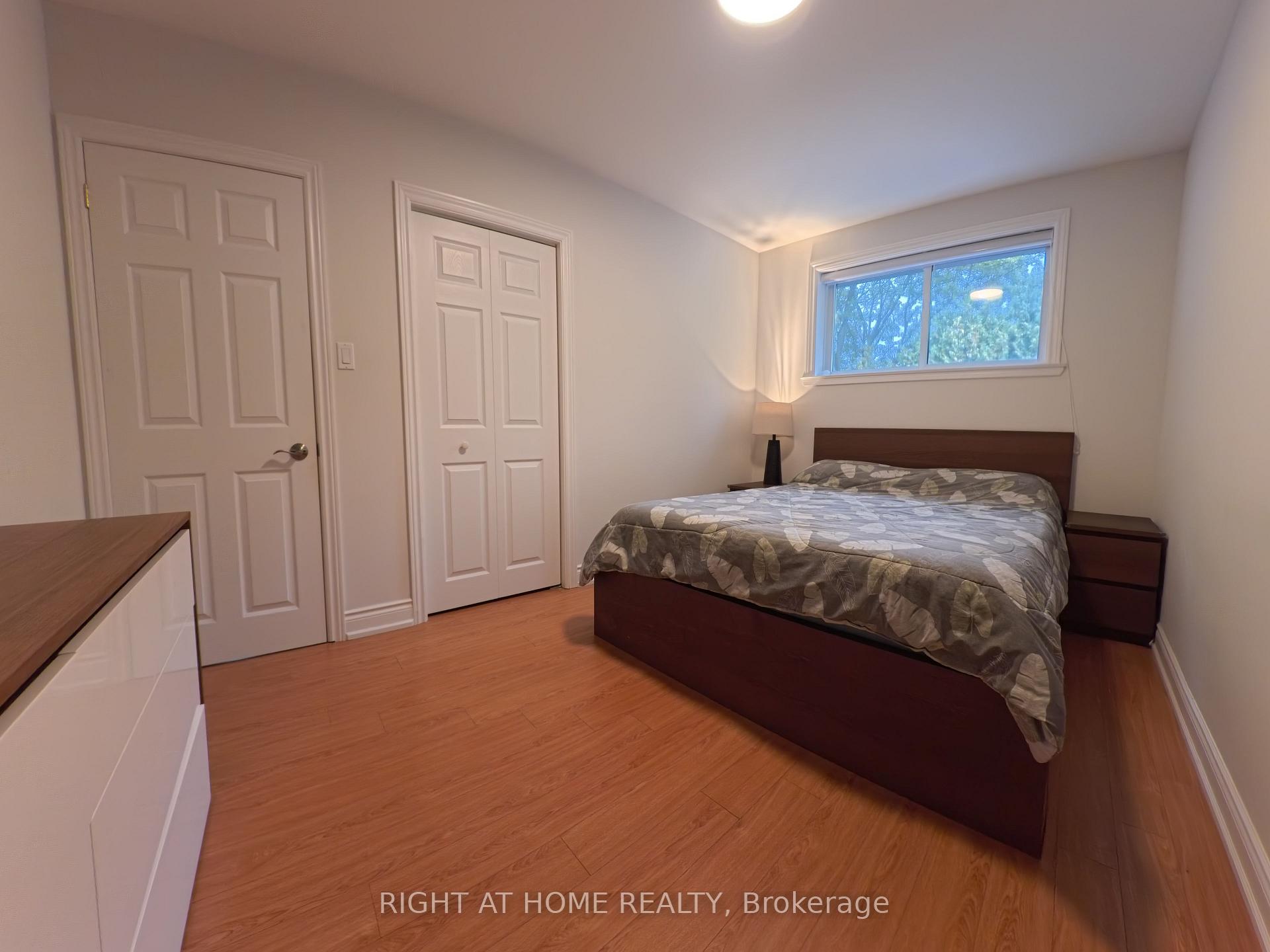 Photo 11 of 35 Knowles Crescent, Aurora, Aurora Highlands — HOMEH