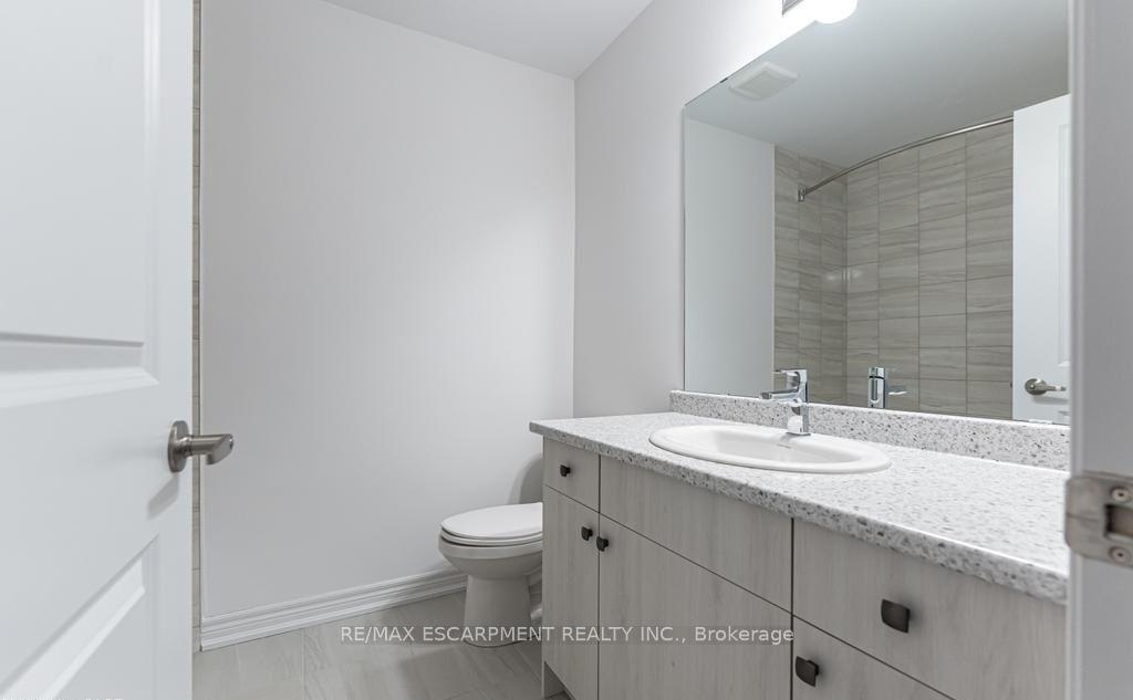 Photo 18 of Unit 22, 120 Court Drive, Brant, Paris — HOMEH