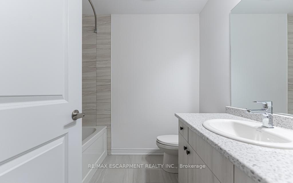 Photo 20 of Unit 22, 120 Court Drive, Brant, Paris — HOMEH