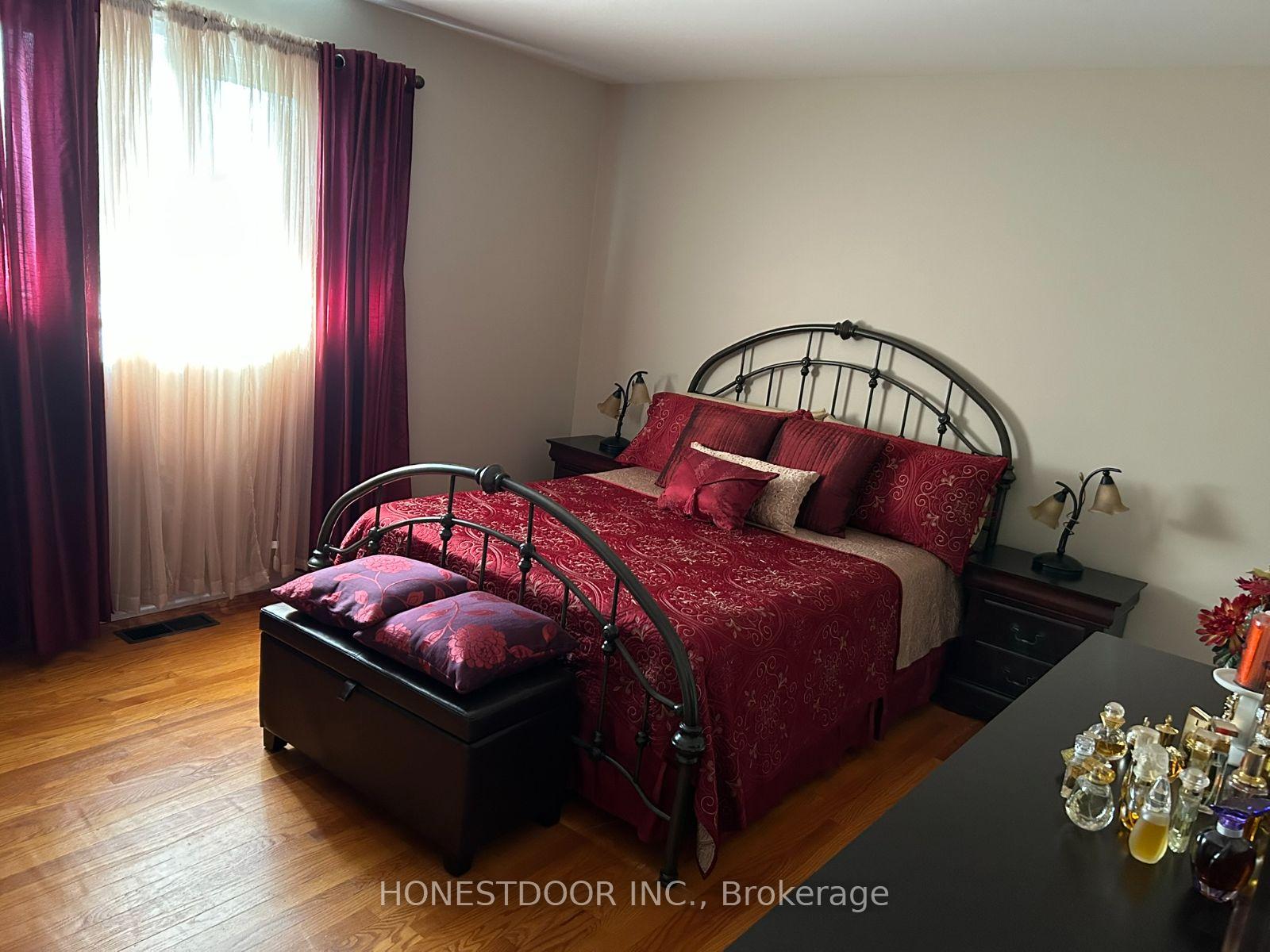 Photo 9 of 92 Doane Street, Ottawa, Britannia — HOMEH