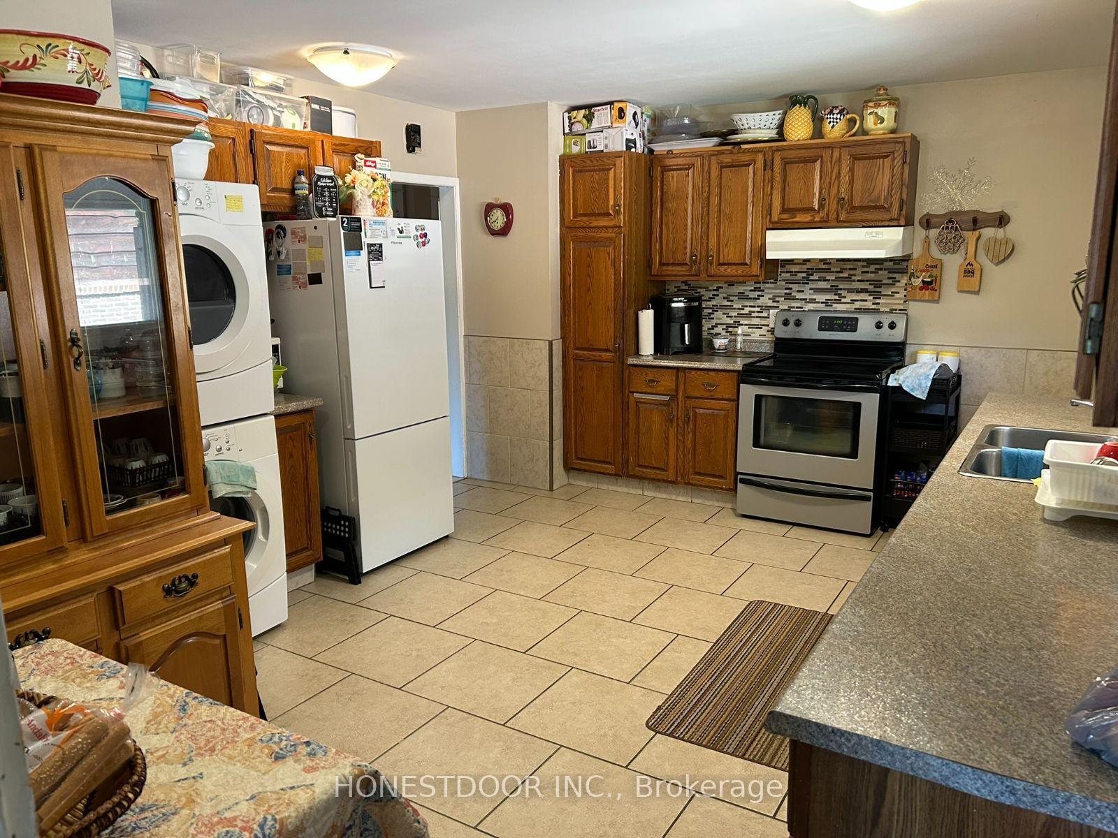 Photo 11 of 92 Doane Street, Ottawa, Britannia — HOMEH
