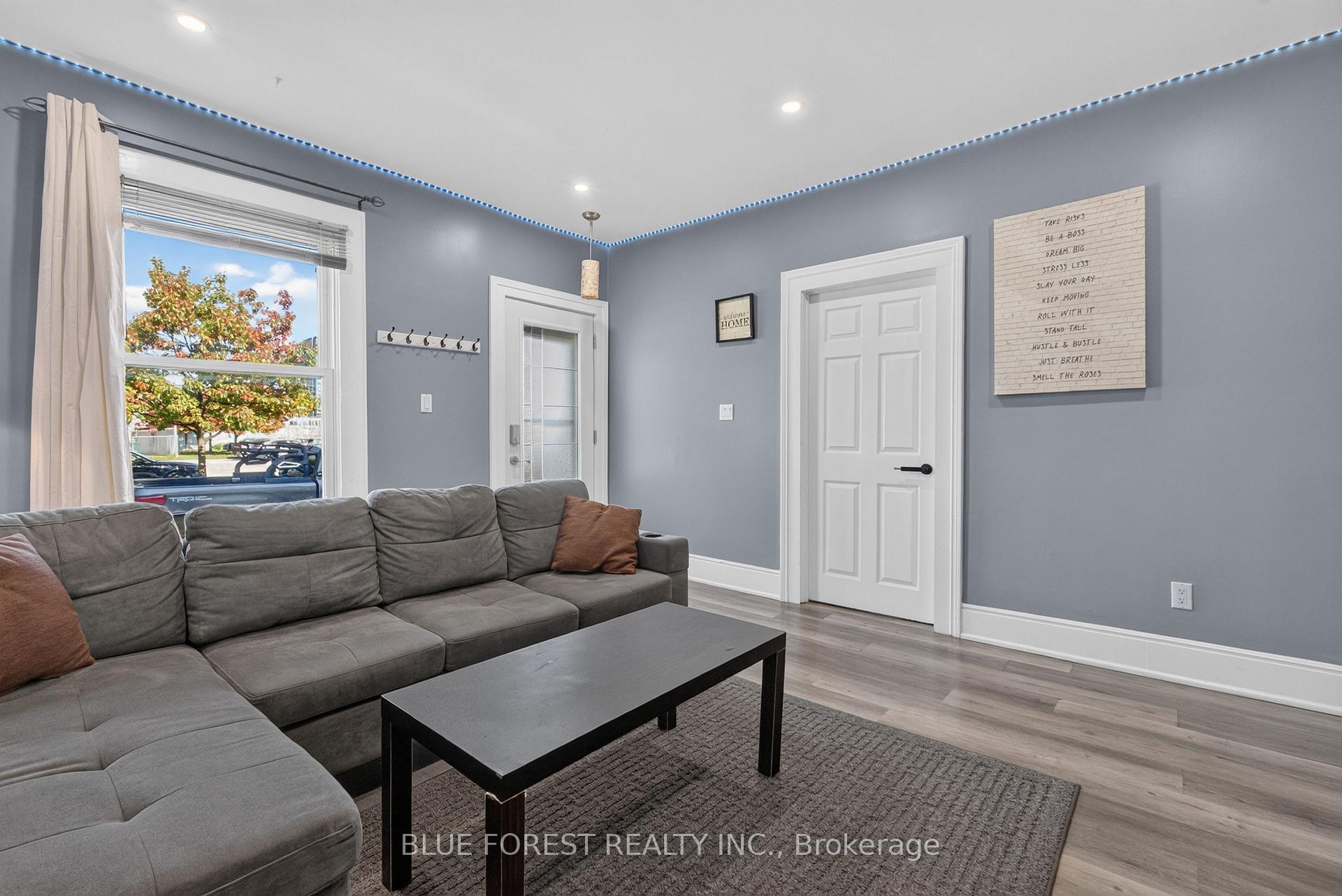Photo 6 of 225 Simcoe Street, London, East K — HOMEH