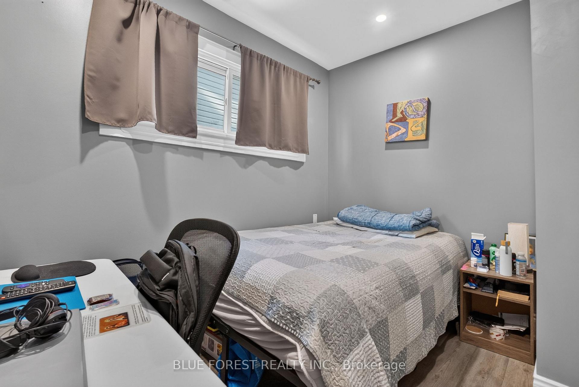 Photo 17 of 225 Simcoe Street, London, East K — HOMEH