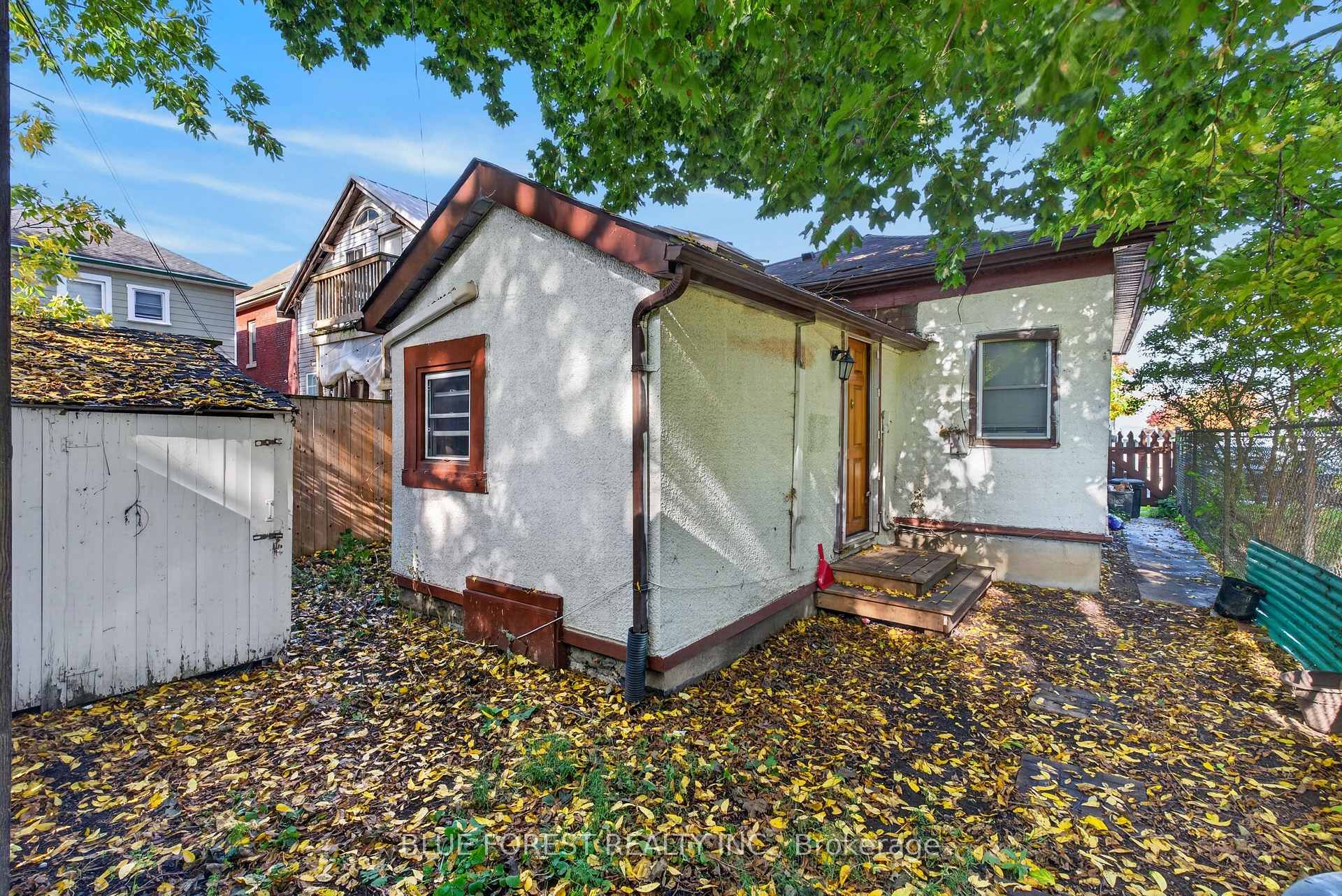 Photo 26 of 225 Simcoe Street, London, East K — HOMEH