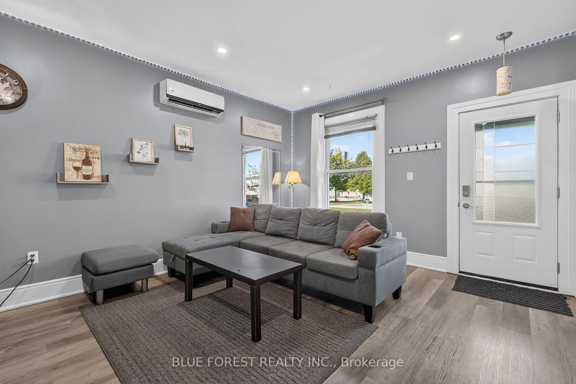 Photo 8 of 225 Simcoe Street, London, East K — HOMEH