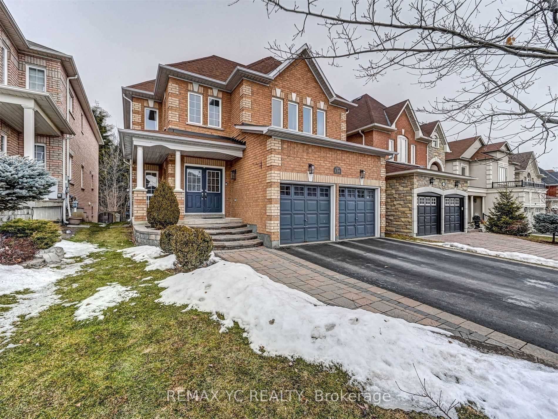 Photo 1 of 134 Ner Israel Drive, Vaughan, Patterson — HOMEH