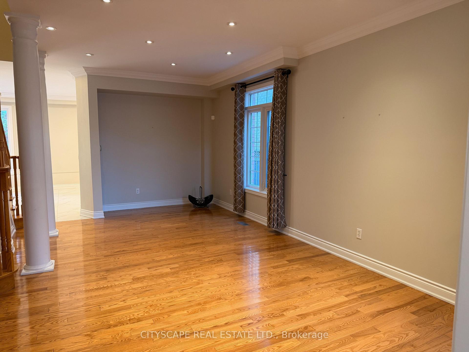 Photo 5 of 3232 Escada Drive, Mississauga, Churchill Meadows — HOMEH