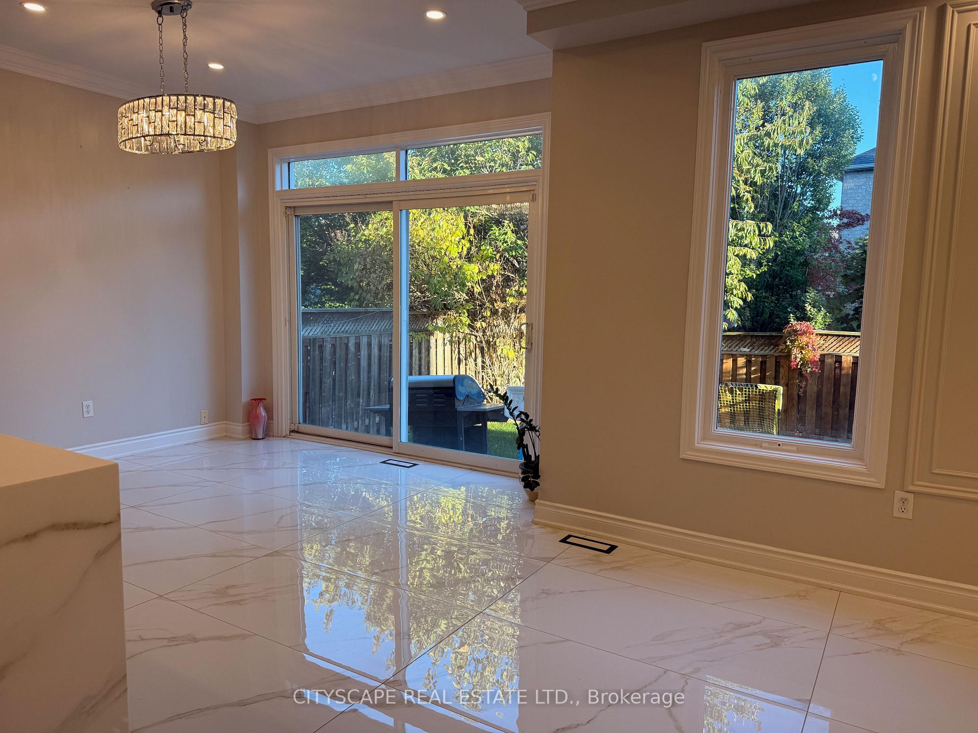 Photo 13 of 3232 Escada Drive, Mississauga, Churchill Meadows — HOMEH