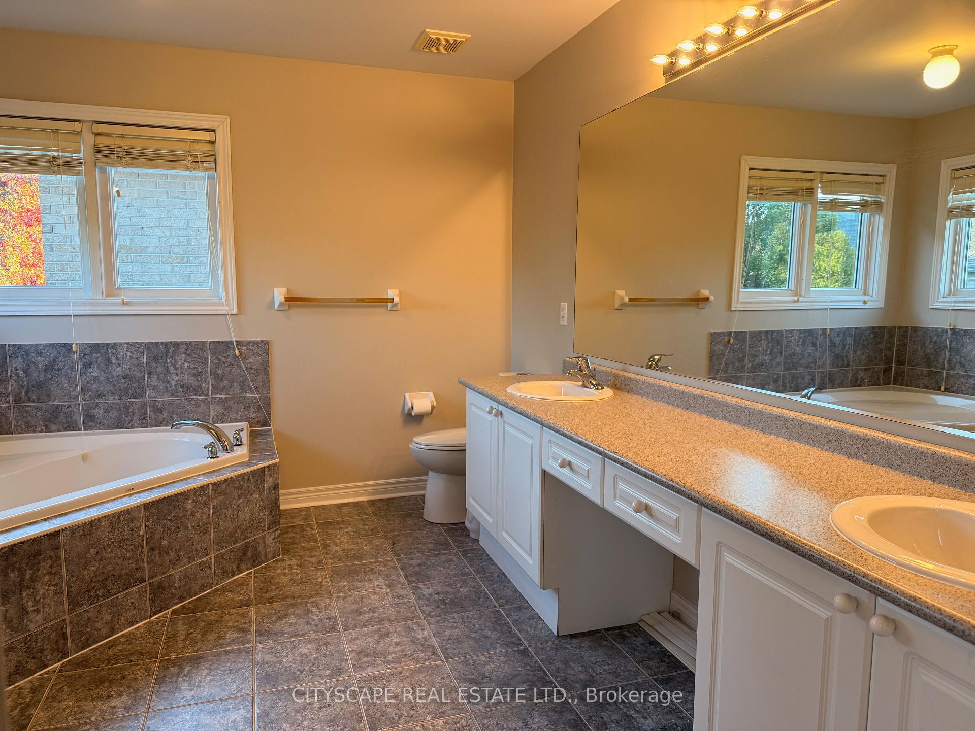 Photo 16 of 3232 Escada Drive, Mississauga, Churchill Meadows — HOMEH
