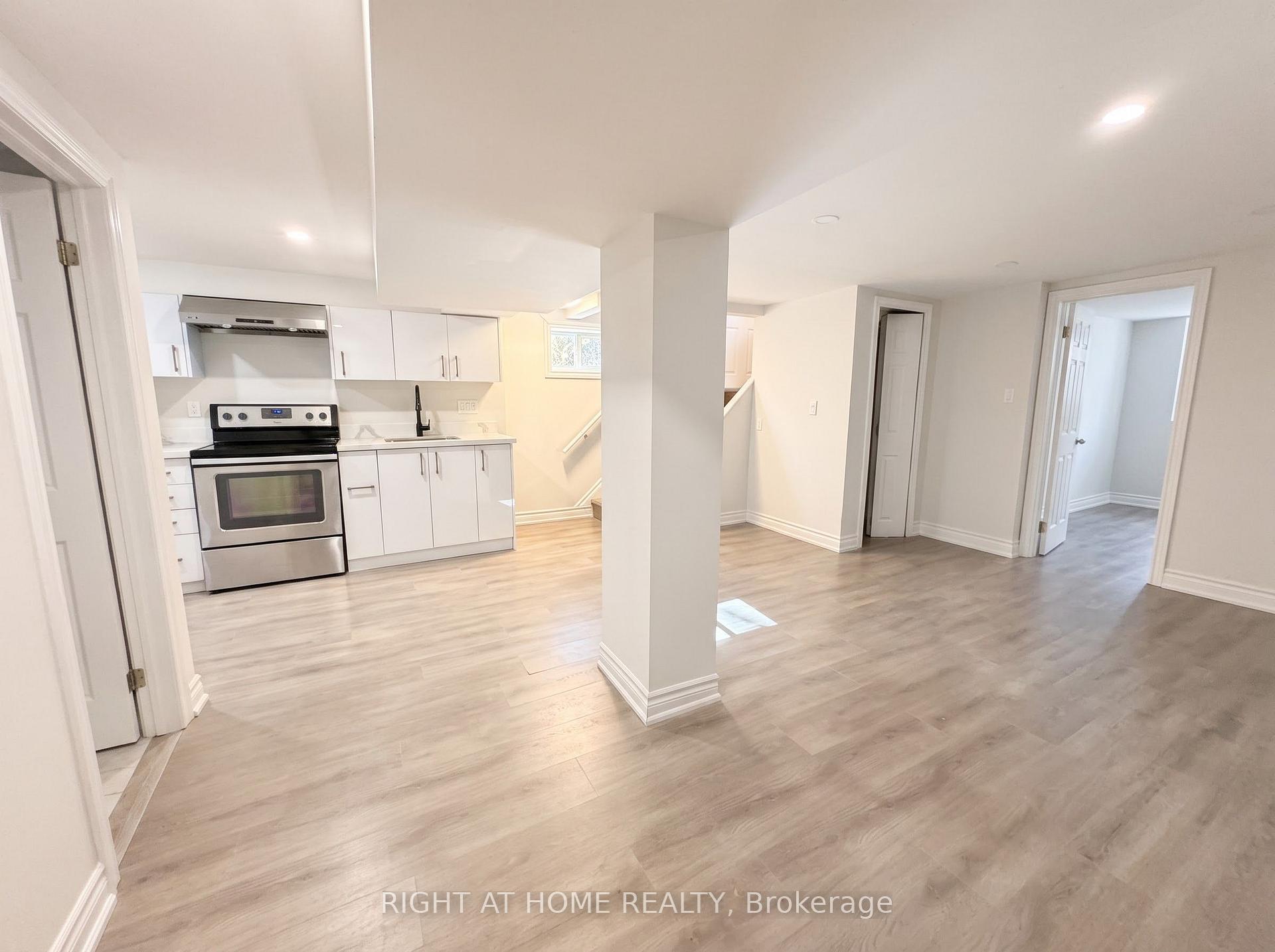 Photo 7 of 71 Rockport Crescent, Richmond Hill, Crosby — HOMEH