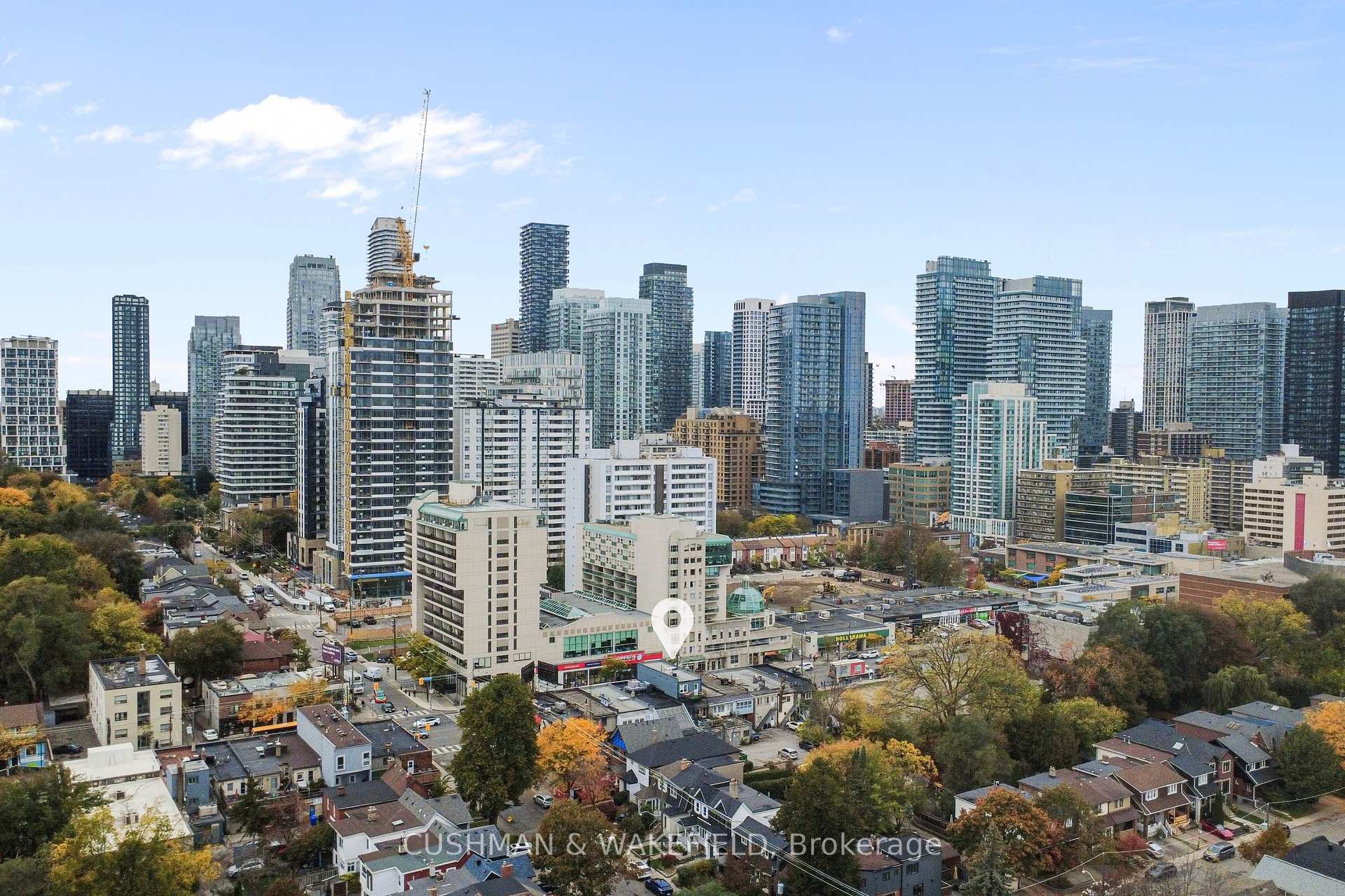 Photo 6 of 701 Mount Pleasant Road, Toronto, Mount Pleasant East — HOMEH