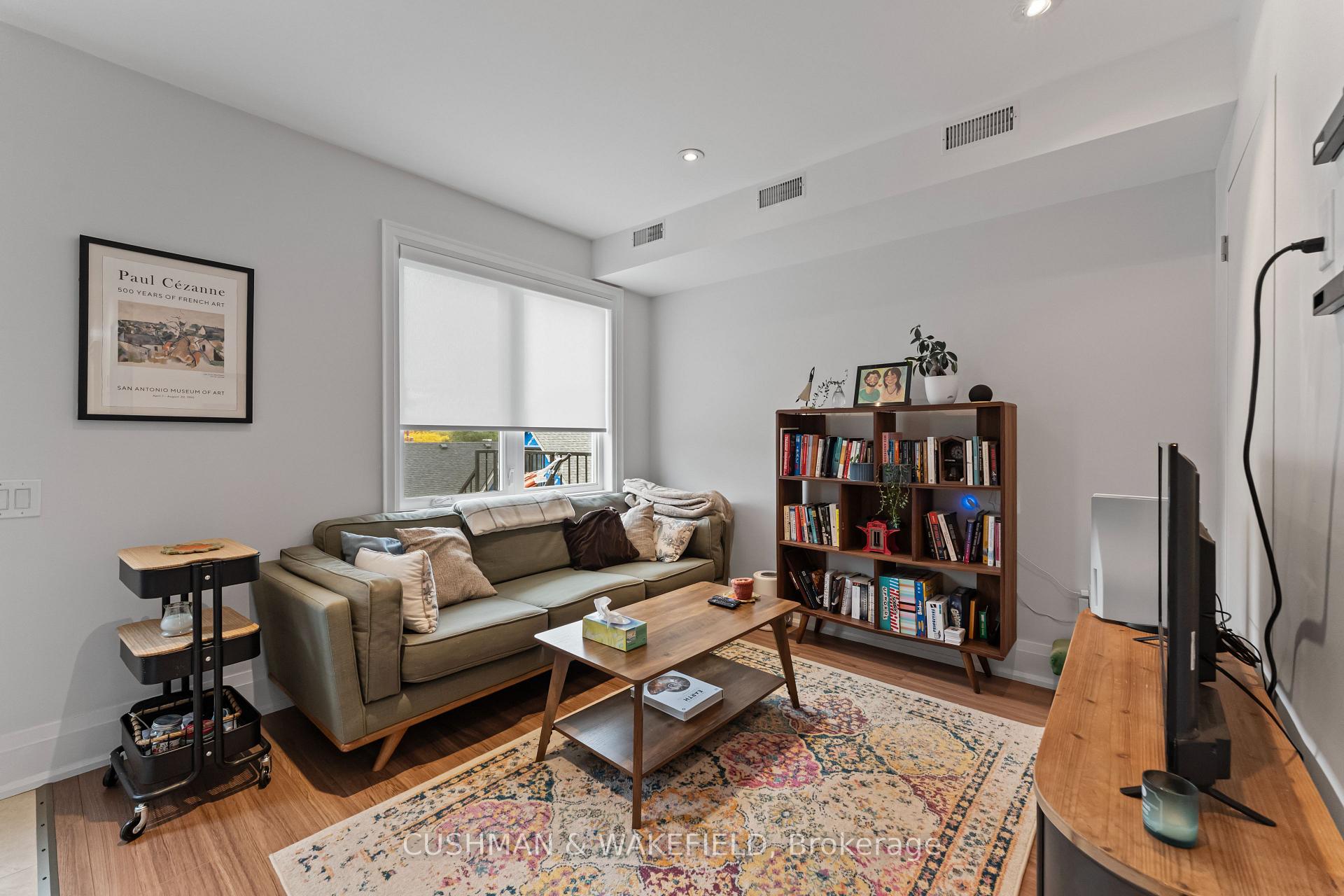 Photo 15 of 701 Mount Pleasant Road, Toronto, Mount Pleasant East — HOMEH