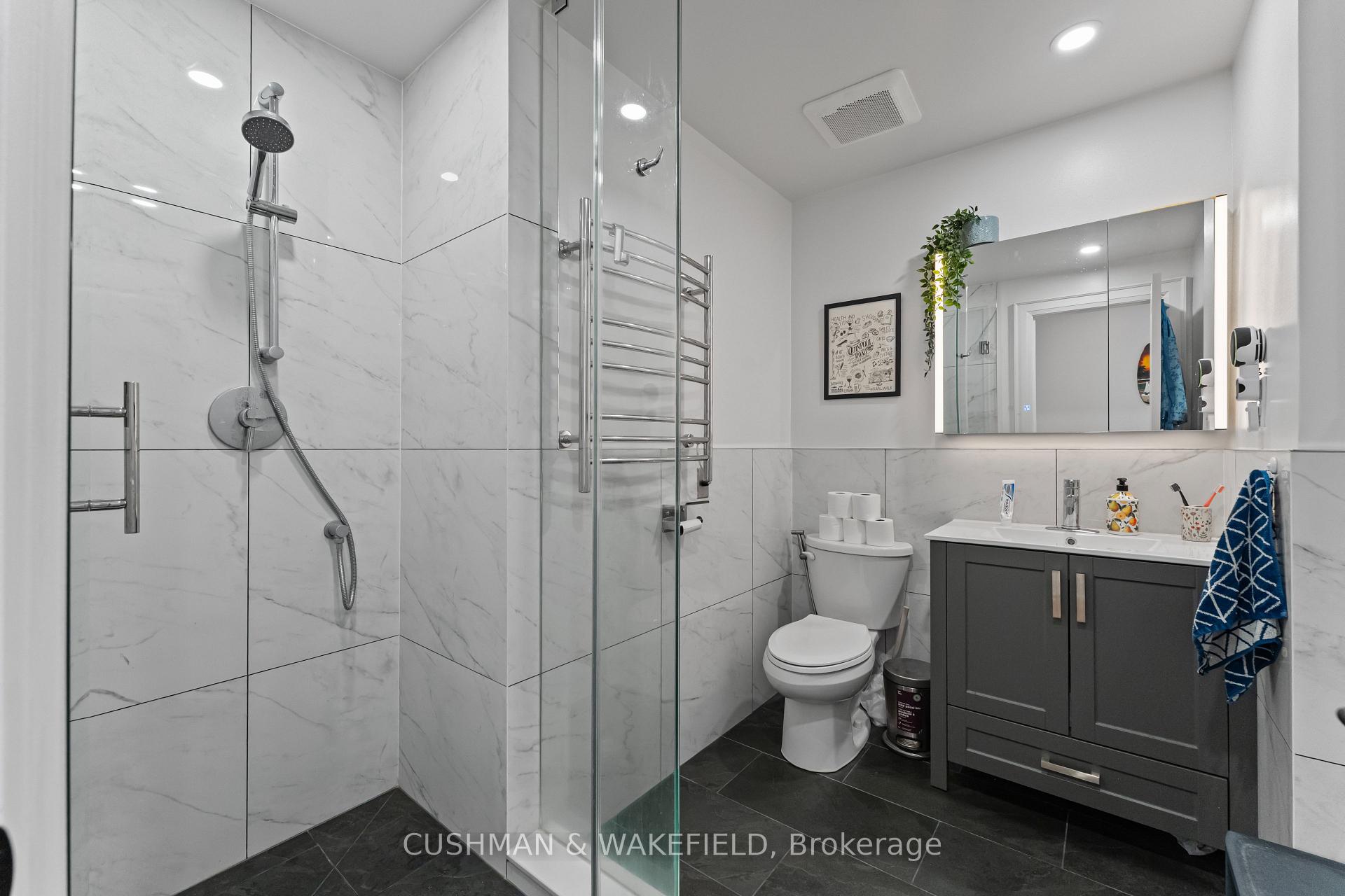 Photo 19 of 701 Mount Pleasant Road, Toronto, Mount Pleasant East — HOMEH