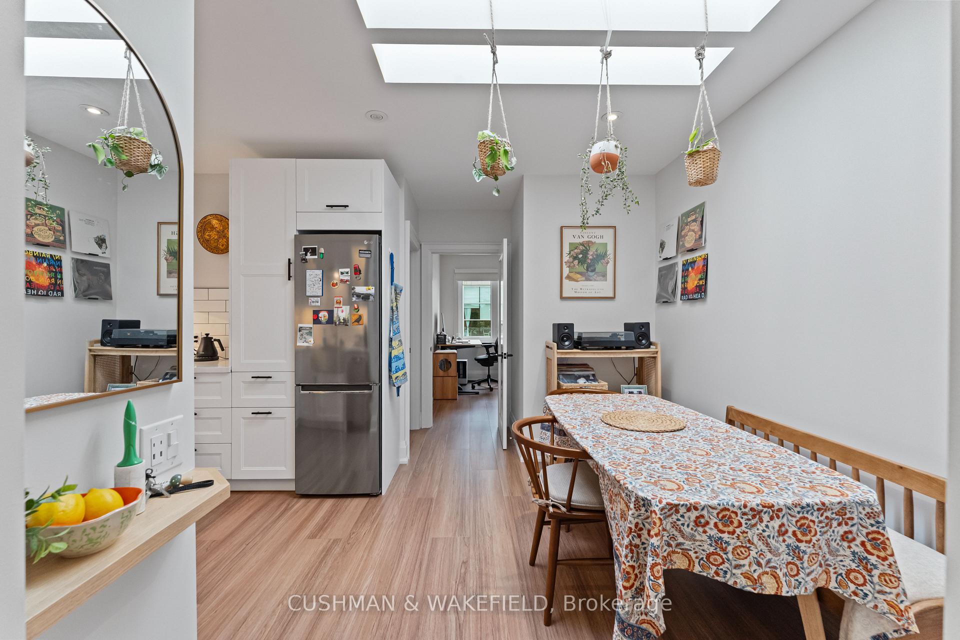 Photo 20 of 701 Mount Pleasant Road, Toronto, Mount Pleasant East — HOMEH
