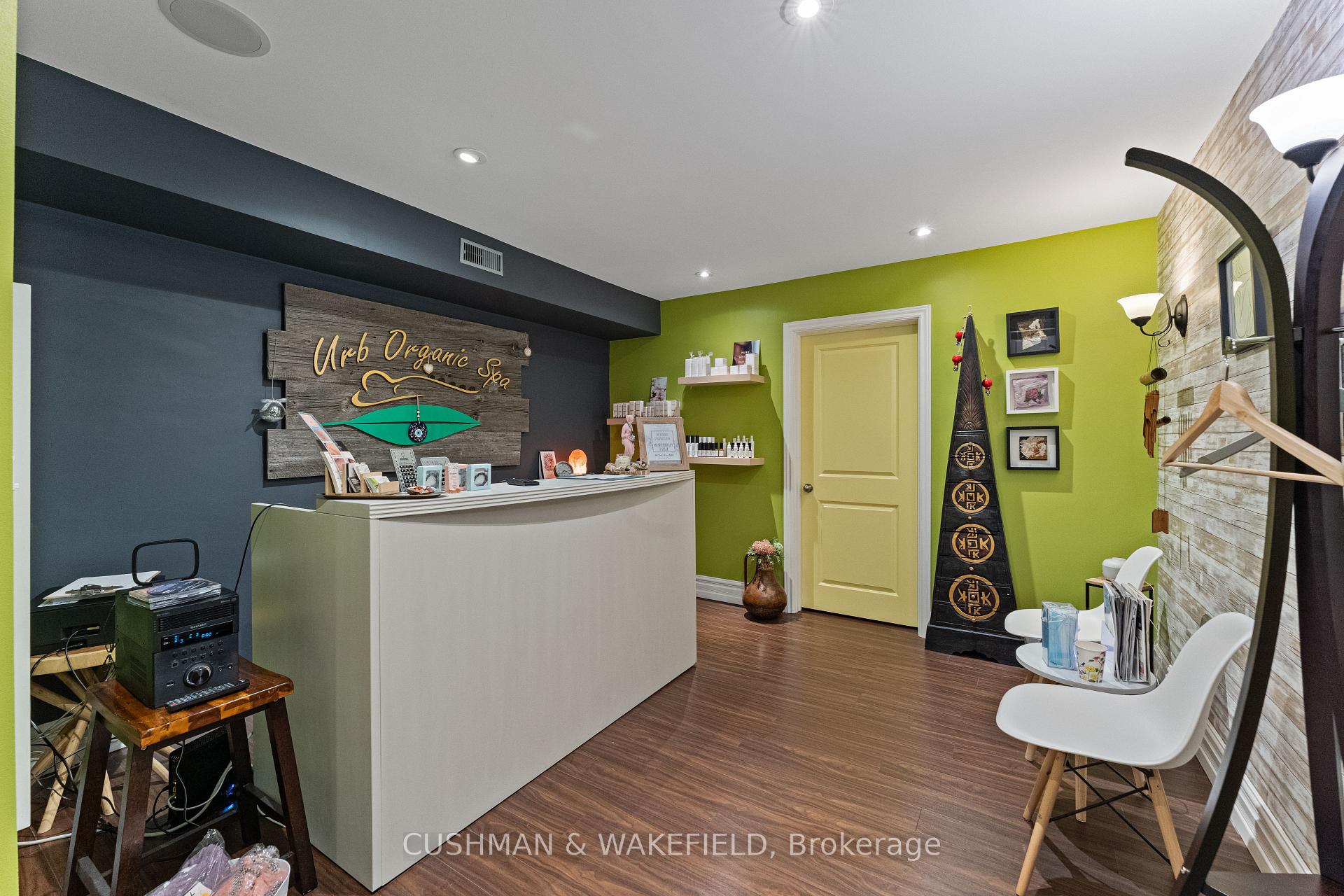Photo 27 of 701 Mount Pleasant Road, Toronto, Mount Pleasant East — HOMEH