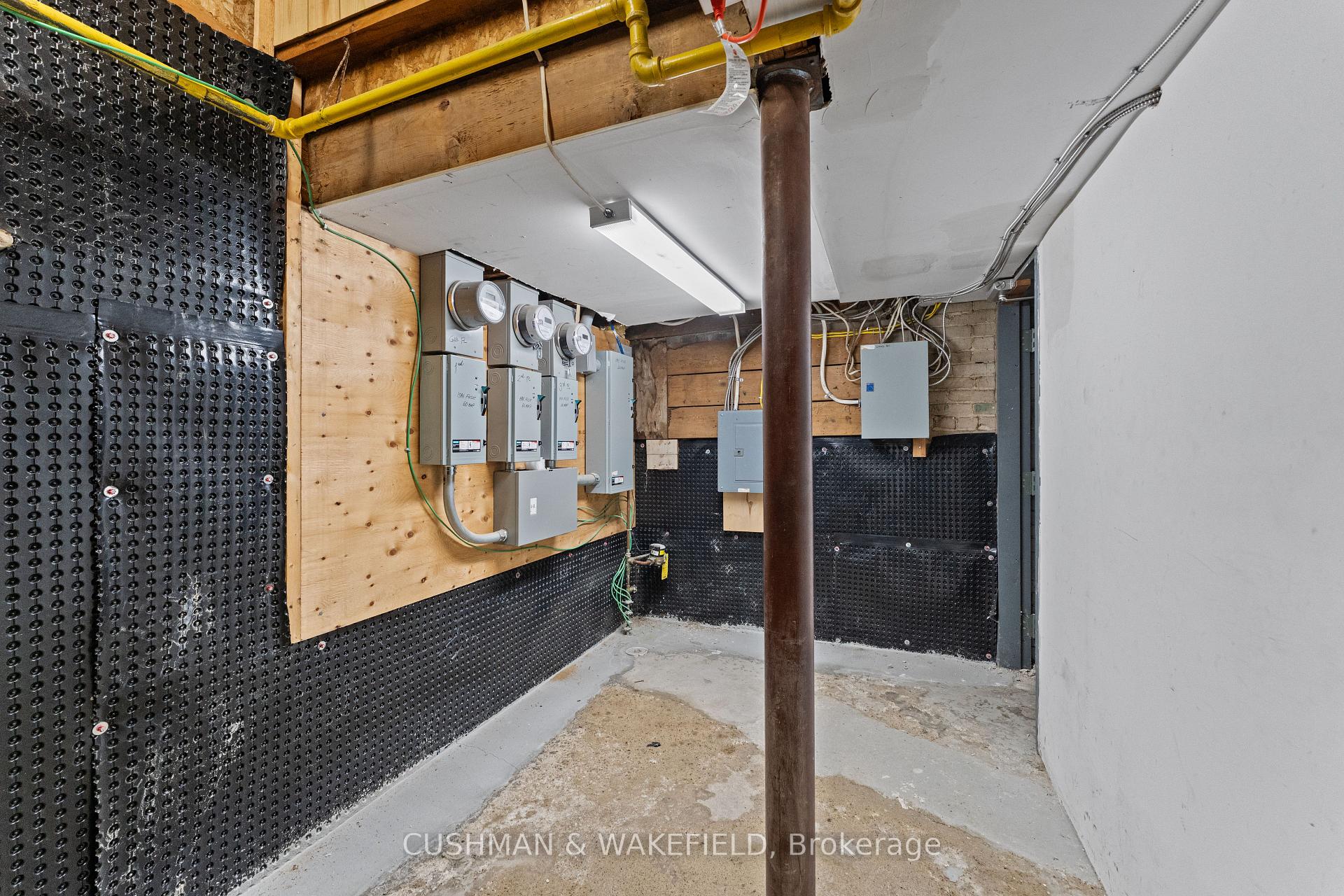 Photo 46 of 701 Mount Pleasant Road, Toronto, Mount Pleasant East — HOMEH