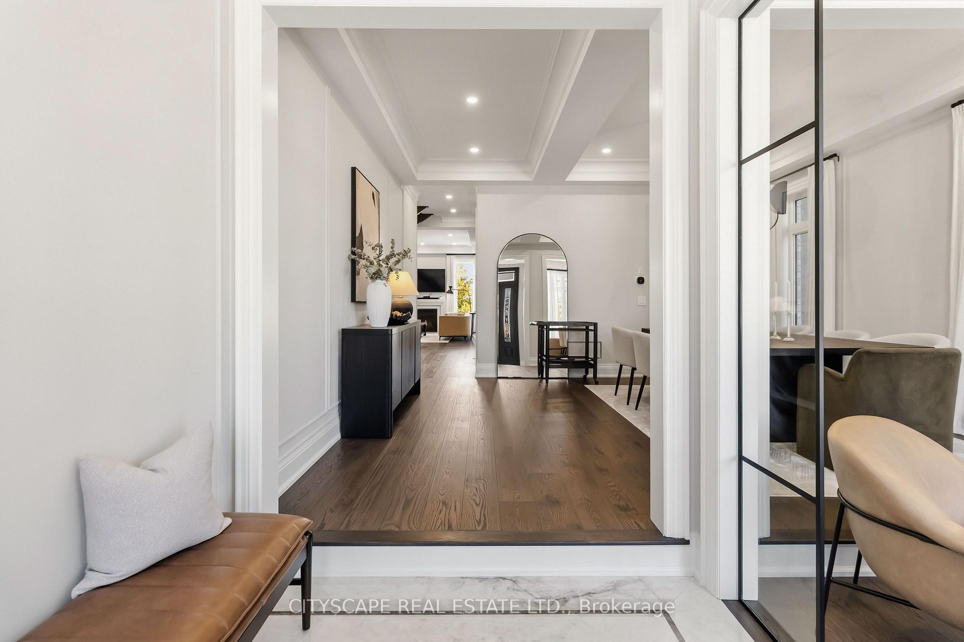 Photo 3 of 2343 Edward Leaver Trail, Oakville, Glen Abbey — HOMEH