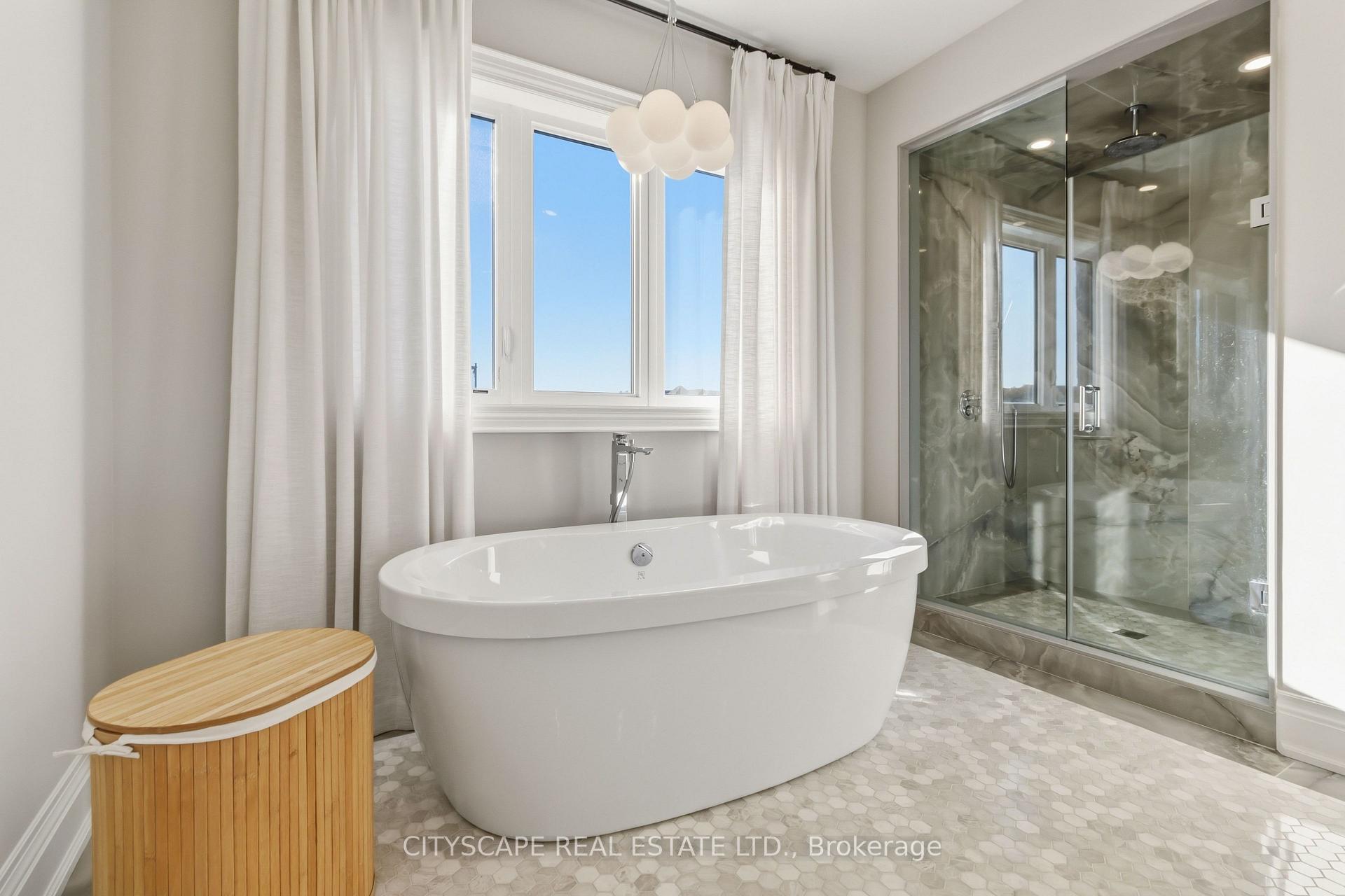 Photo 27 of 2343 Edward Leaver Trail, Oakville, Glen Abbey — HOMEH