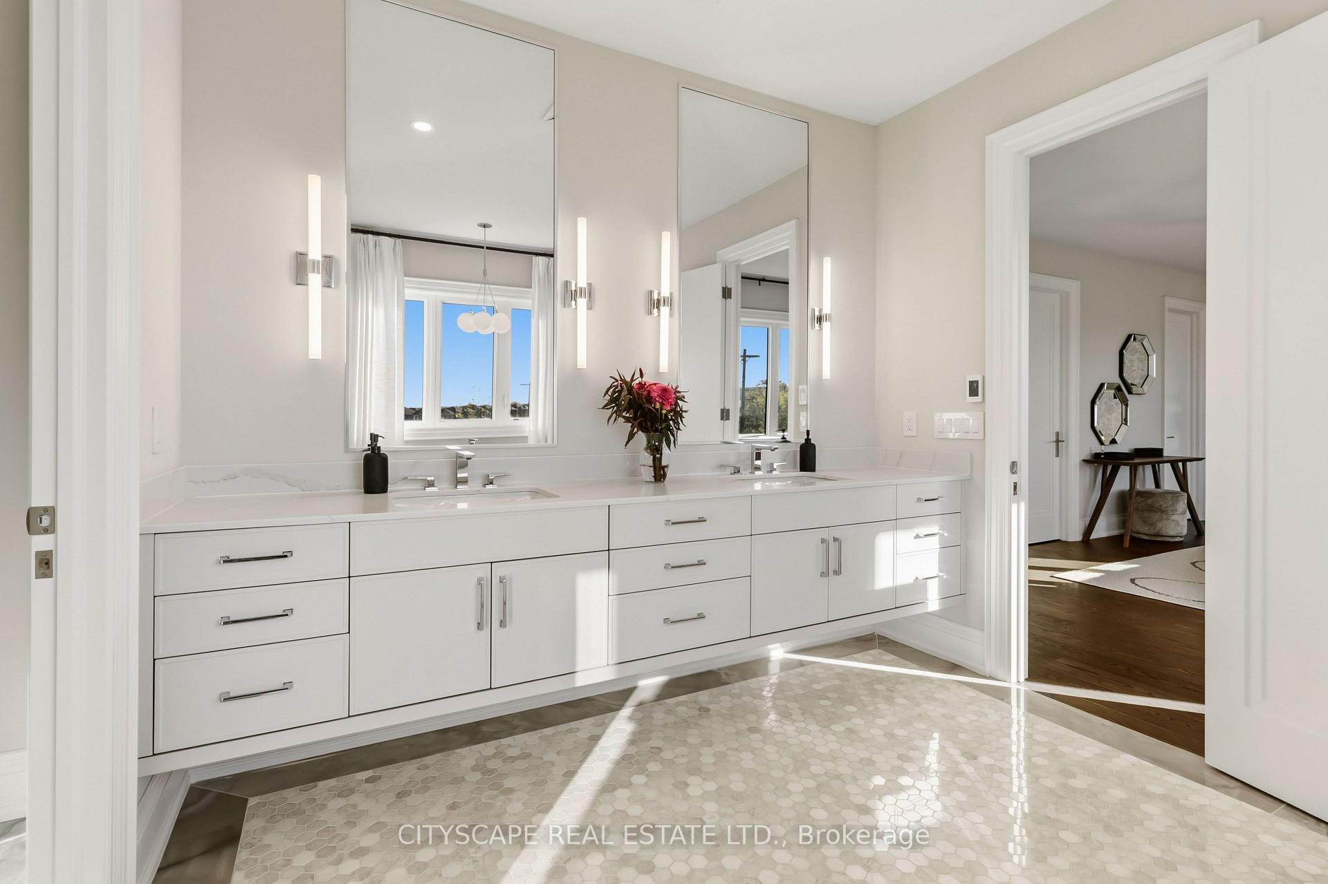 Photo 28 of 2343 Edward Leaver Trail, Oakville, Glen Abbey — HOMEH