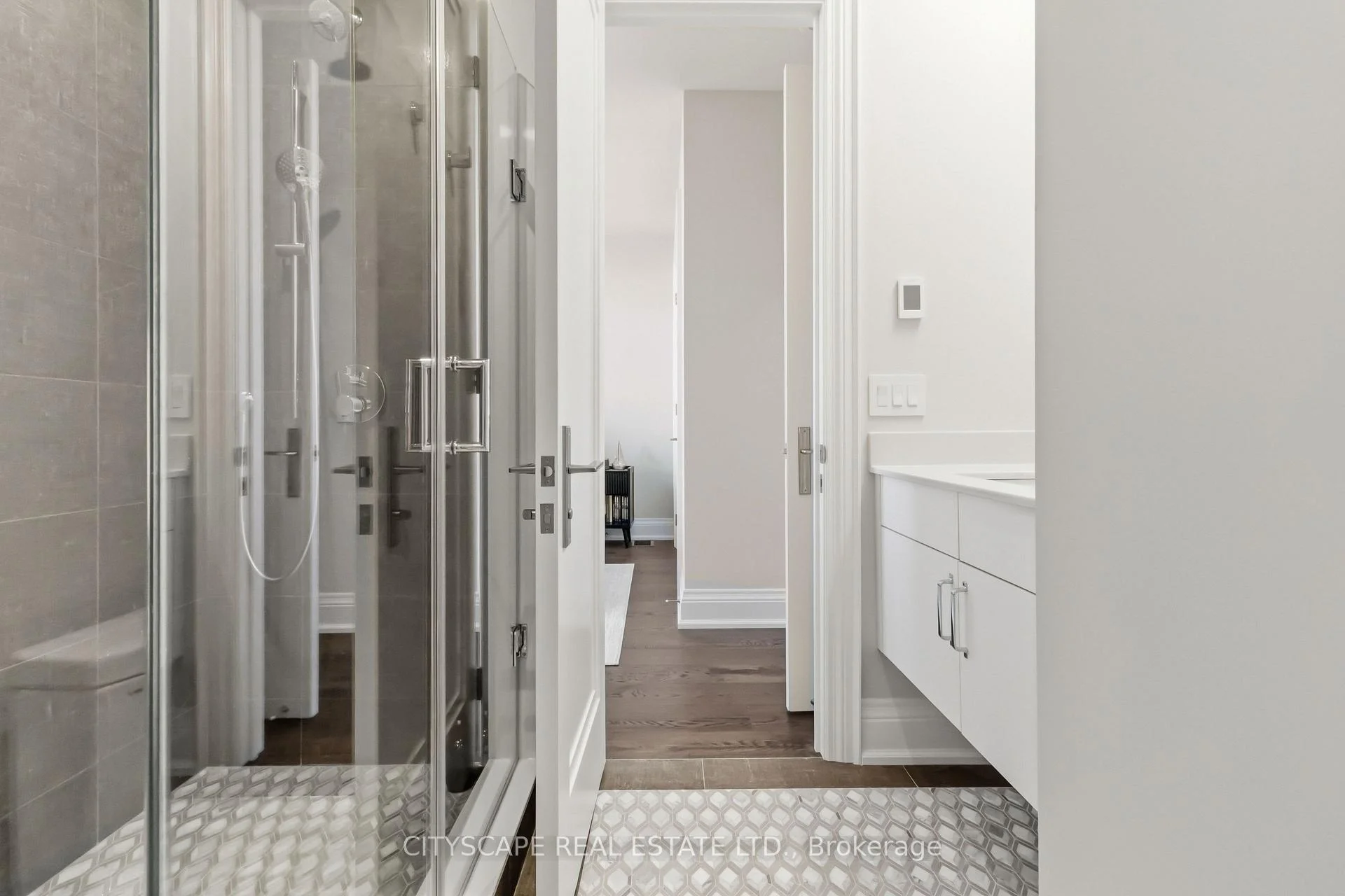Photo 38 of 2343 Edward Leaver Trail, Oakville, Glen Abbey — HOMEH