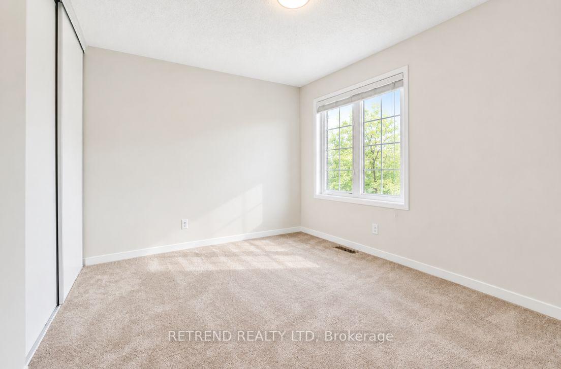 Photo 21 of 23 Thomas Legge Crescent, Richmond Hill, Oak Ridges — HOMEH