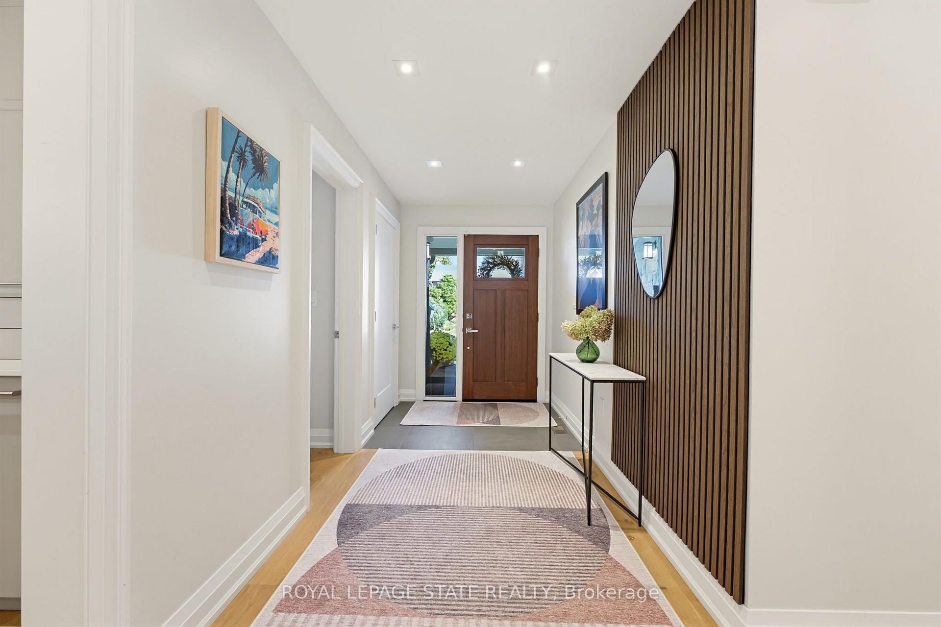 Photo 2 of 212 Stadacona Avenue, Hamilton, Ancaster — HOMEH