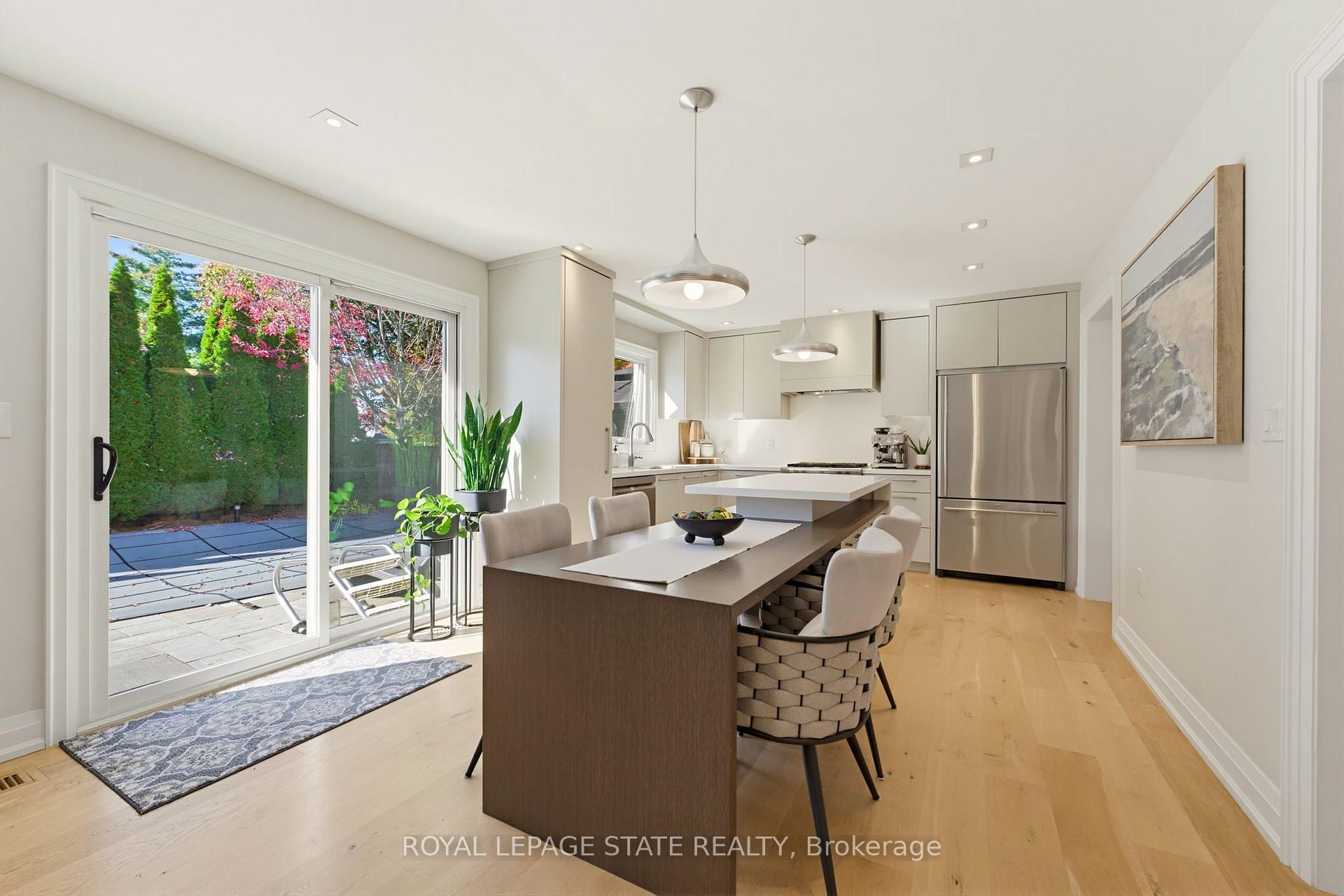 Photo 6 of 212 Stadacona Avenue, Hamilton, Ancaster — HOMEH