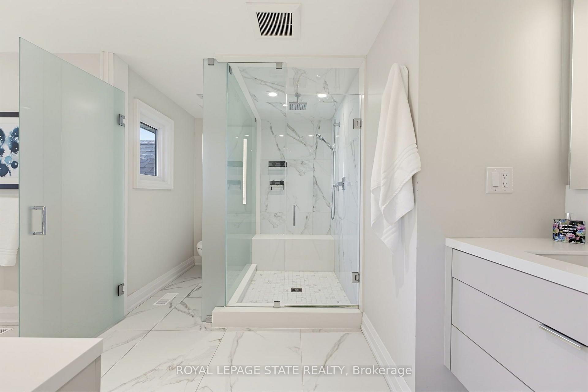 Photo 18 of 212 Stadacona Avenue, Hamilton, Ancaster — HOMEH
