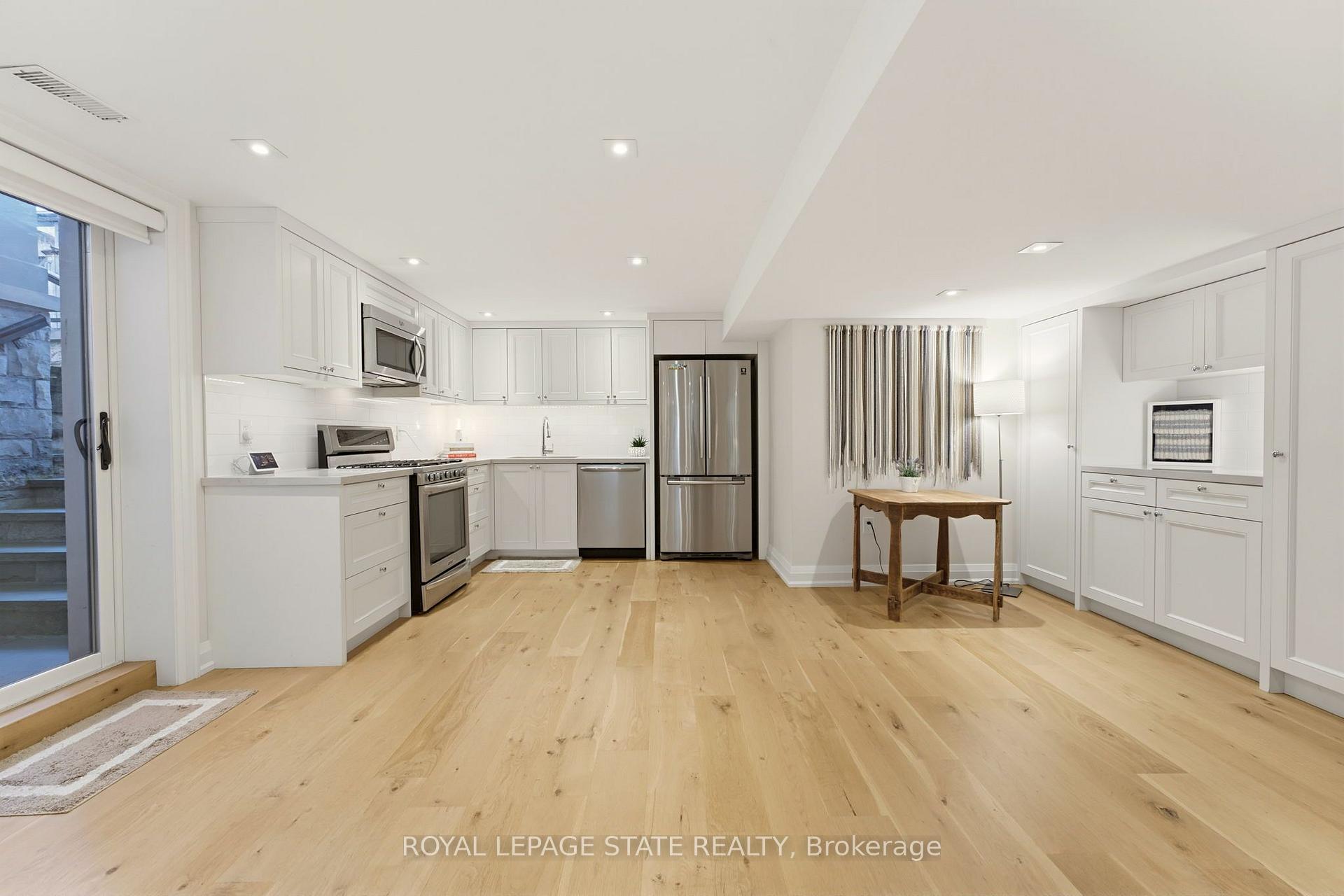 Photo 27 of 212 Stadacona Avenue, Hamilton, Ancaster — HOMEH