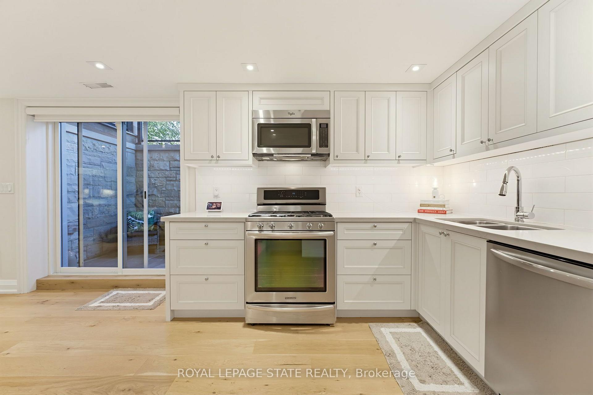 Photo 28 of 212 Stadacona Avenue, Hamilton, Ancaster — HOMEH