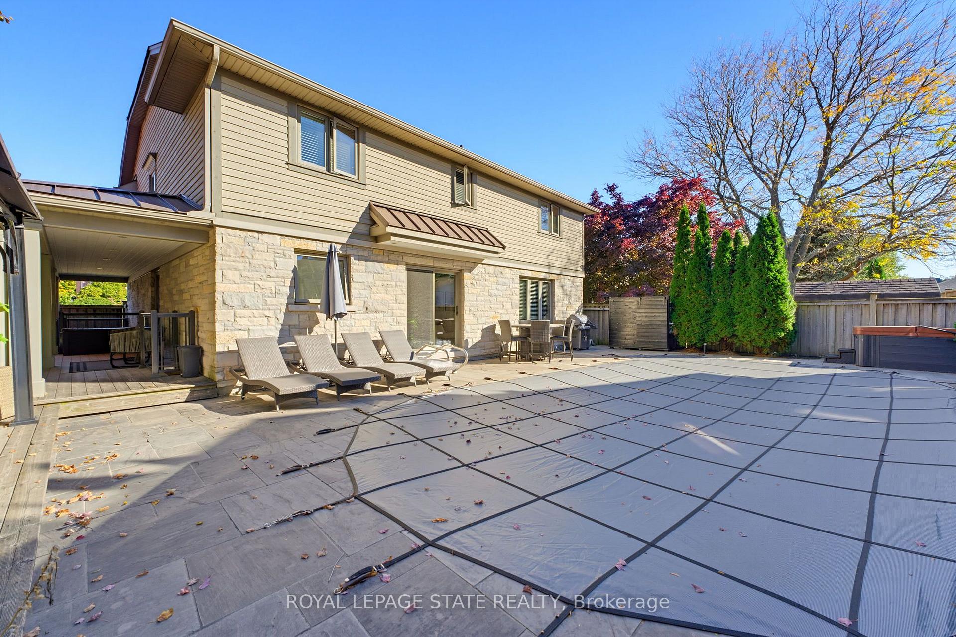 Photo 37 of 212 Stadacona Avenue, Hamilton, Ancaster — HOMEH