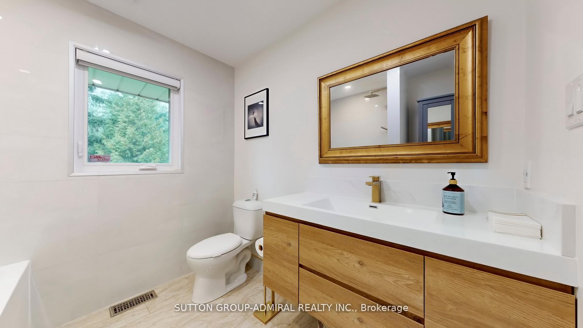 Photo 16 of Unit Main, 9767 Niagara River Parkway, Niagara Falls, Lyons Creek — HOMEH